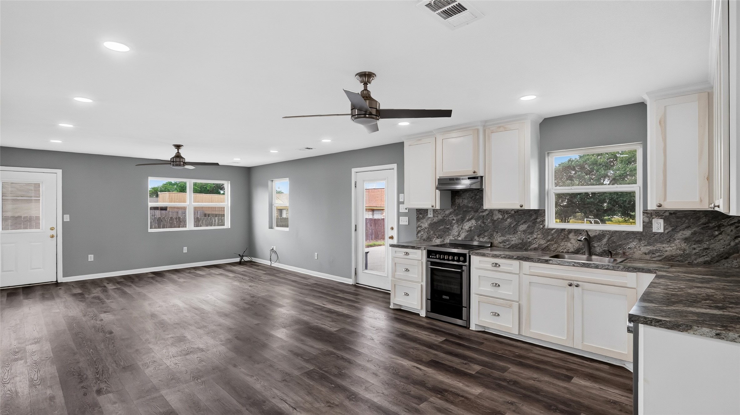 407 Rane Lane Property Photo 34