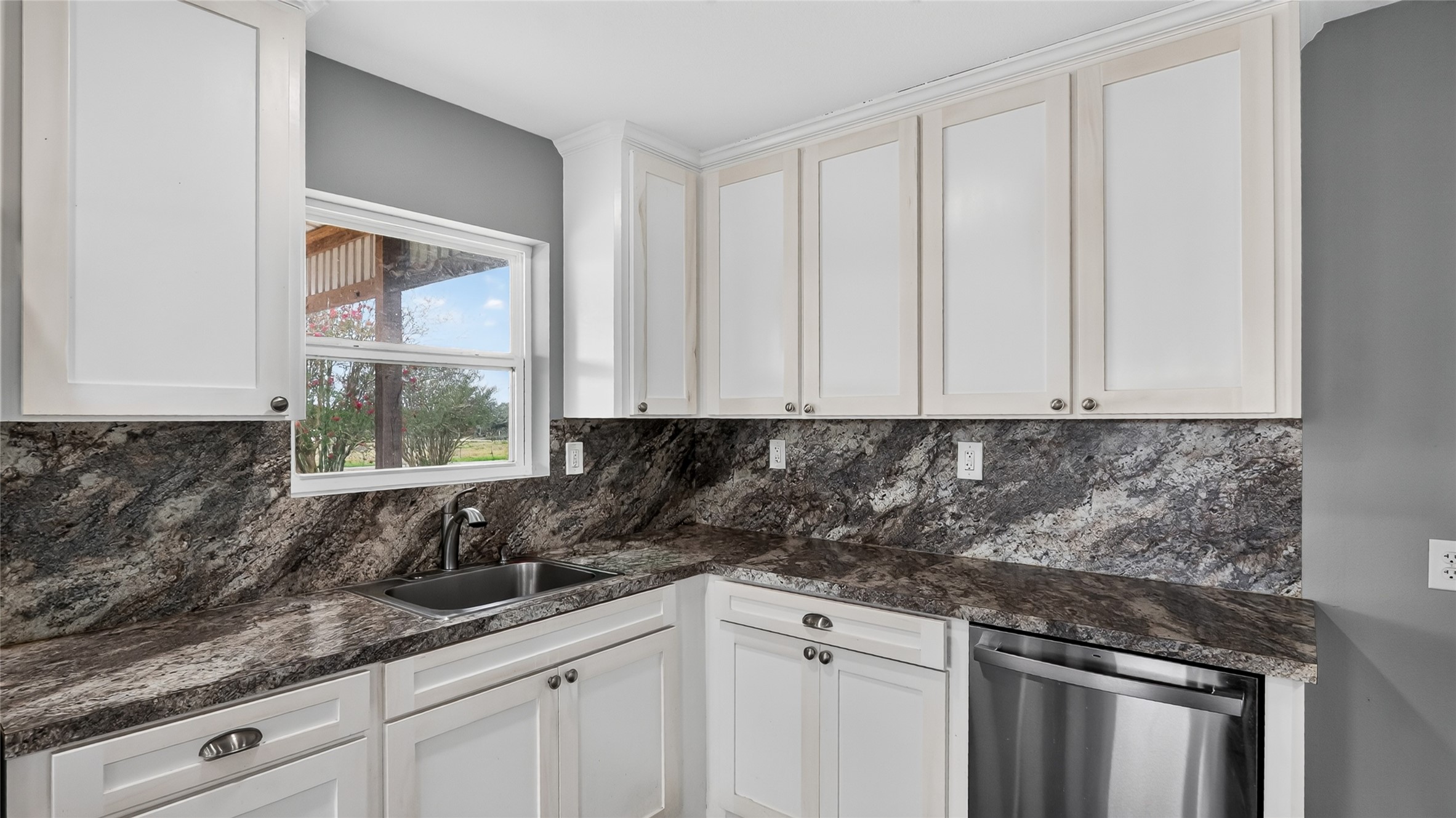 407 Rane Lane Property Photo 35