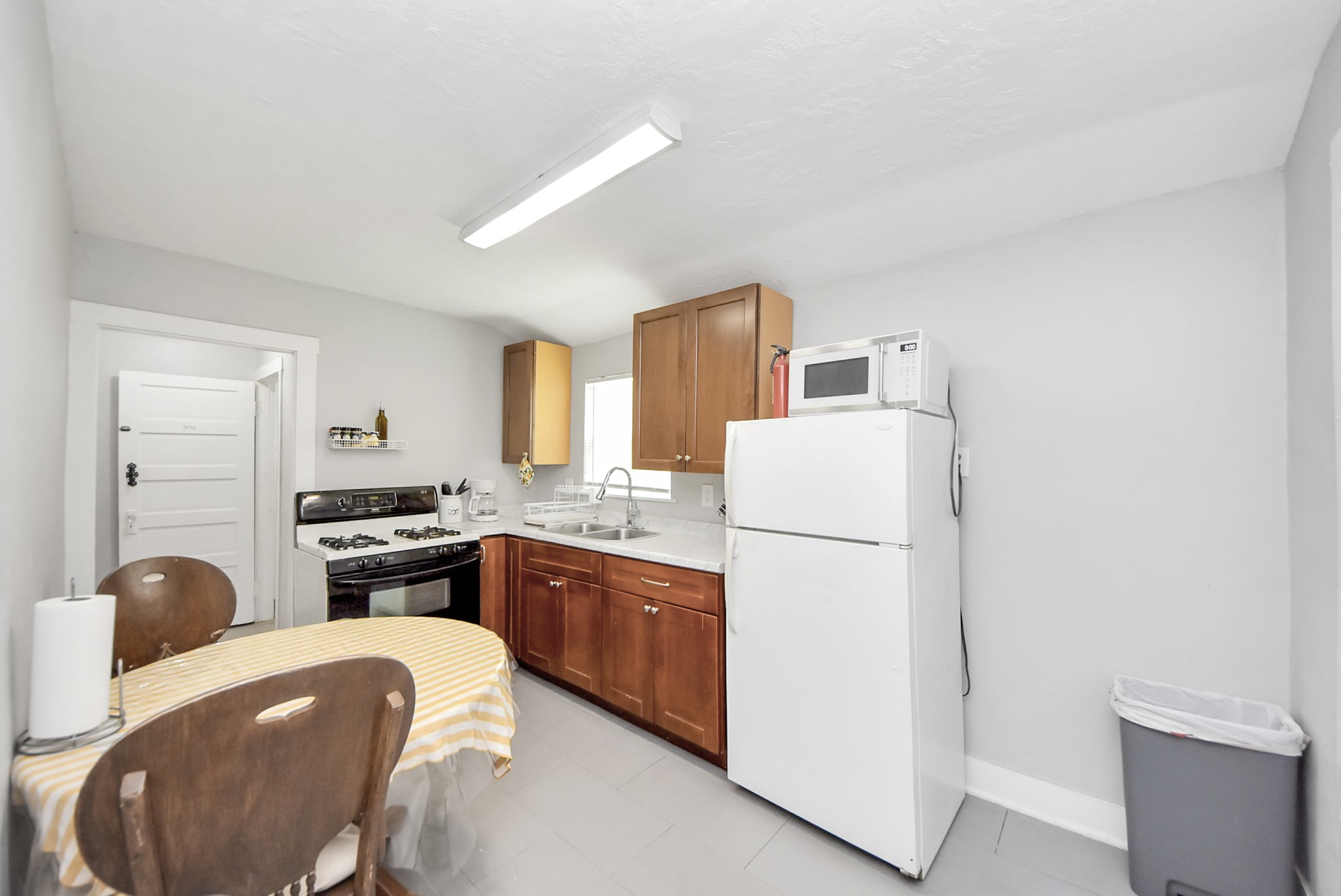 3415 Dover Property Photo 5