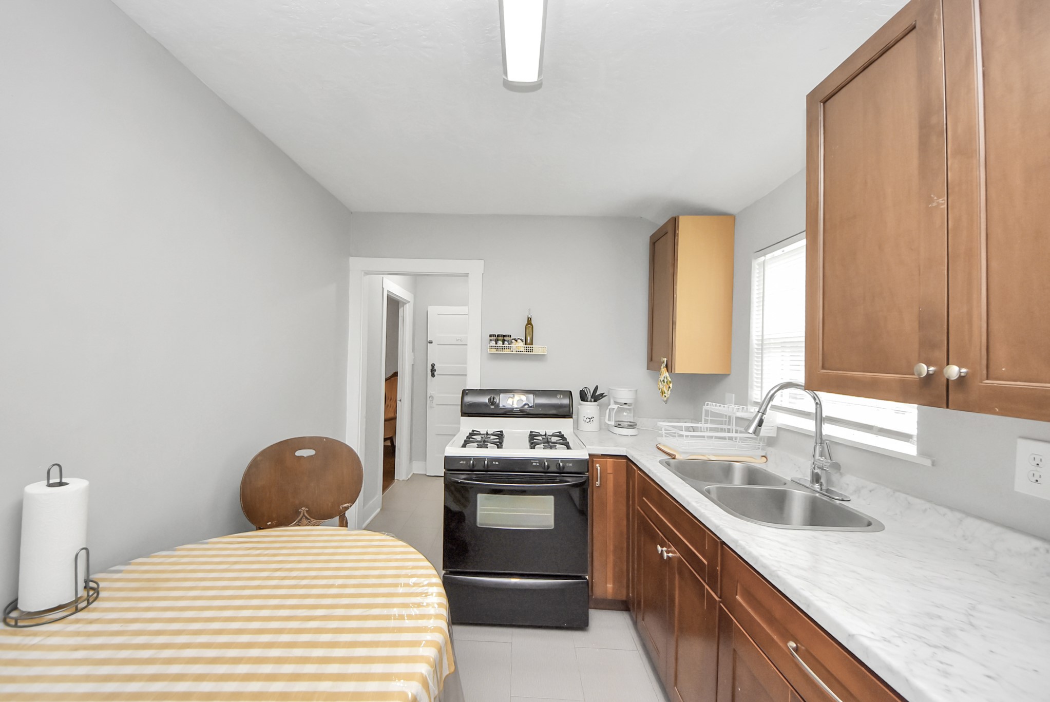 3415 Dover Property Photo 8