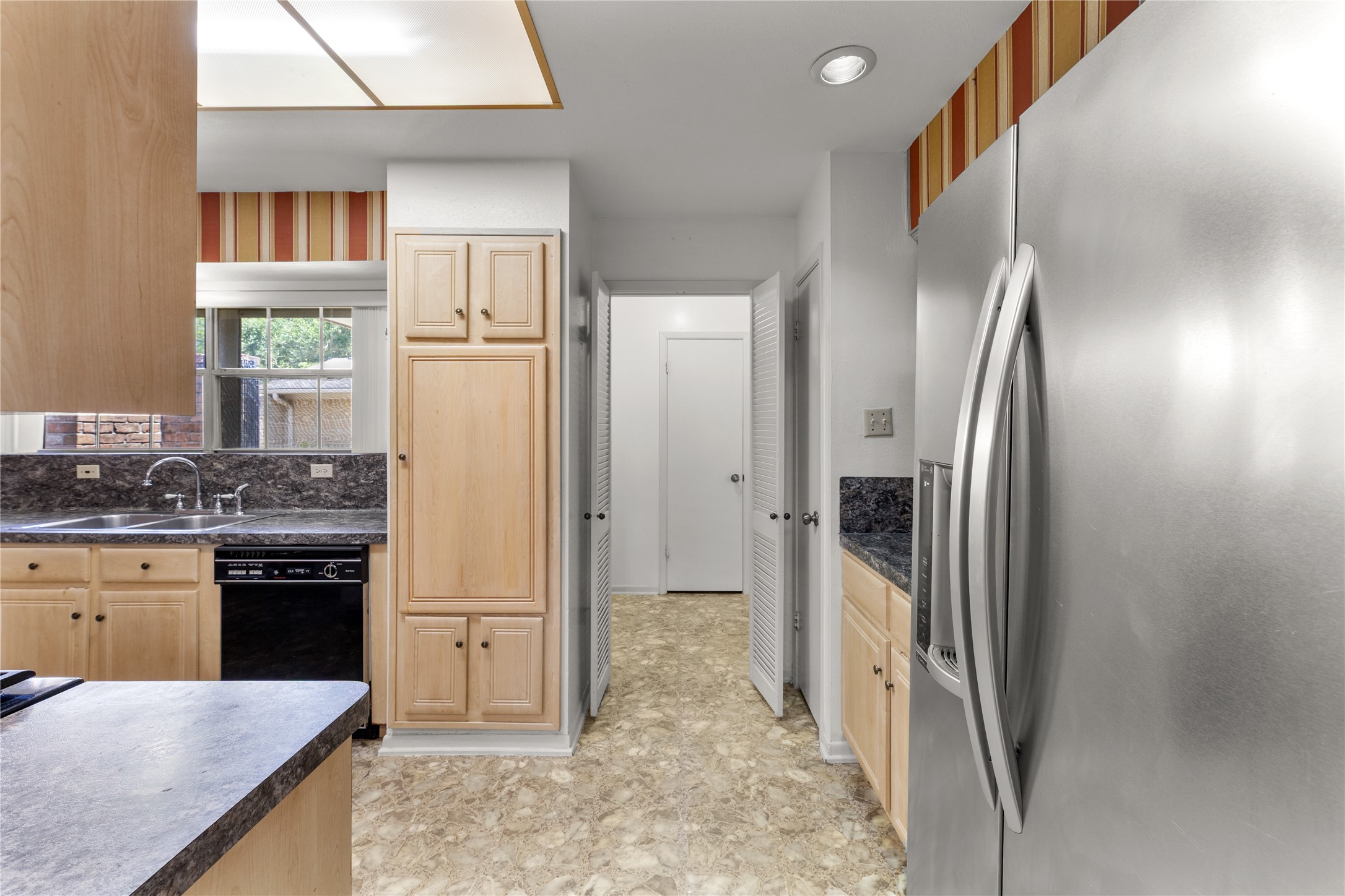 16410 Hickory Knoll Drive Property Photo 11