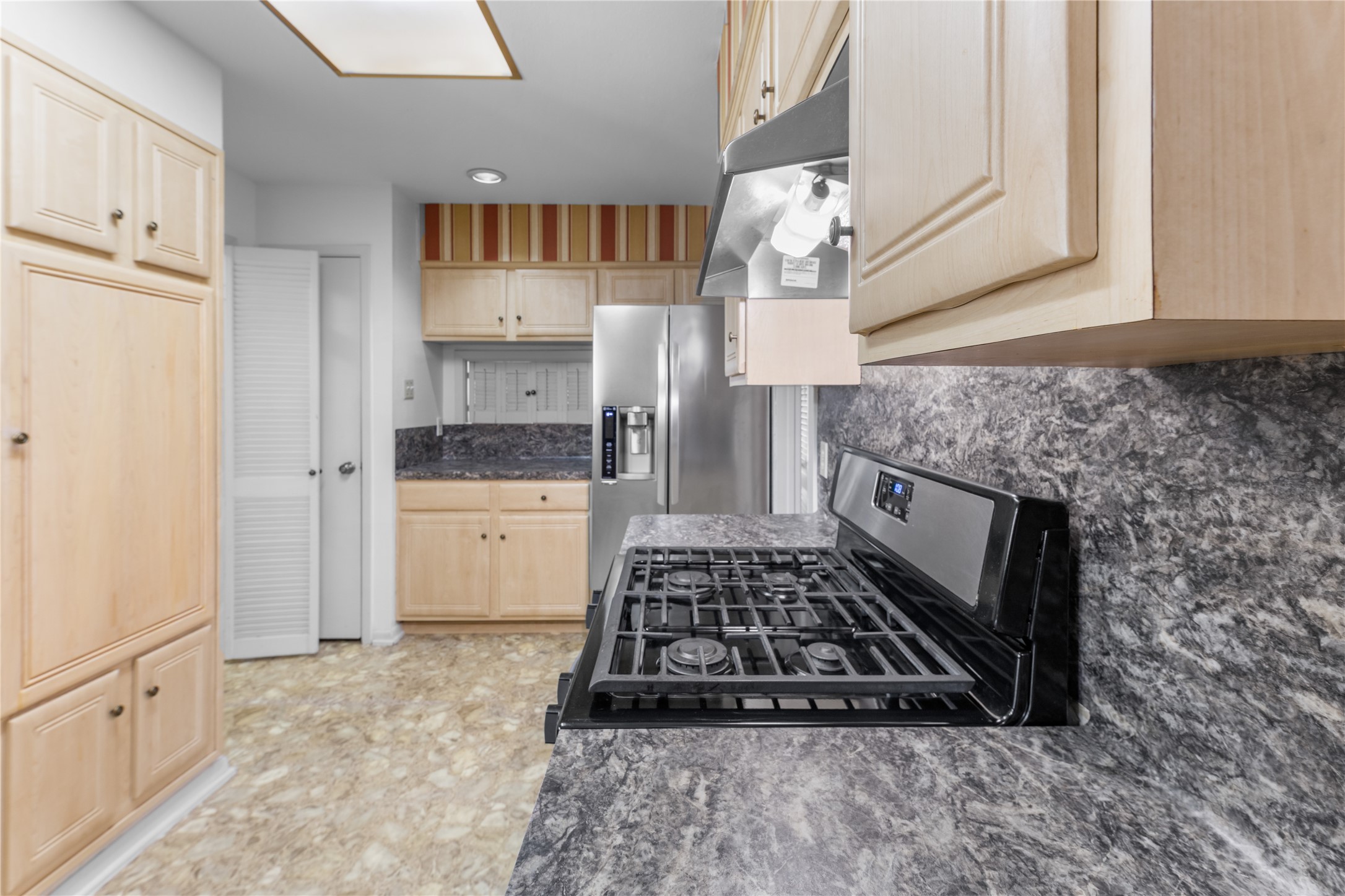 16410 Hickory Knoll Drive Property Photo 17