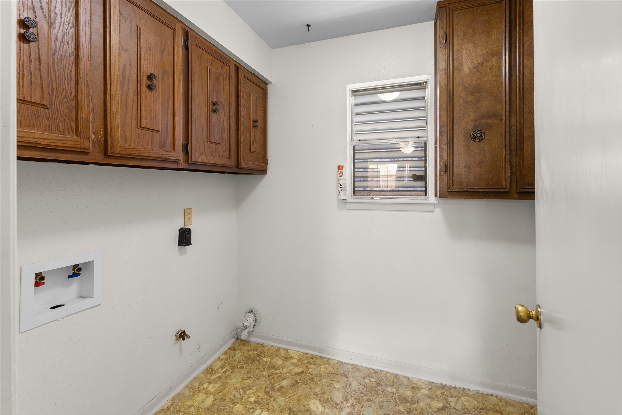 16410 Hickory Knoll Drive Property Photo 31