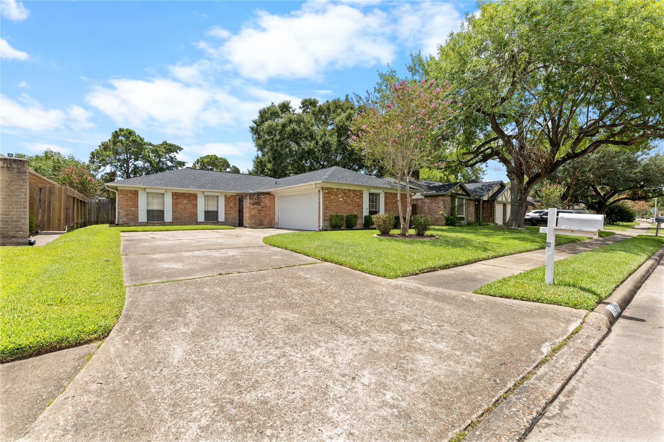 16410 Hickory Knoll Drive Property Photo 36