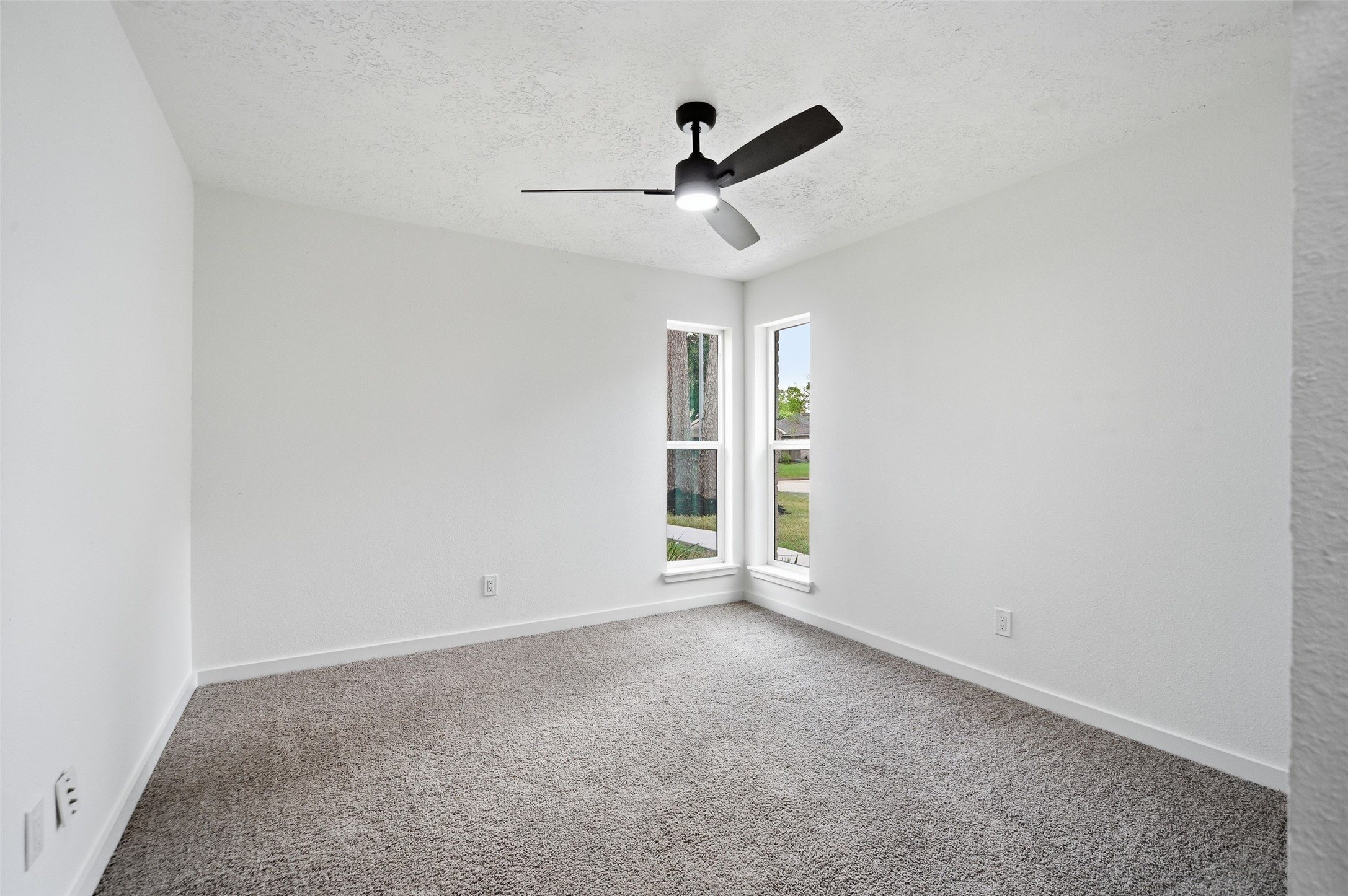 25402 Thistlewaite Lane Property Photo 20