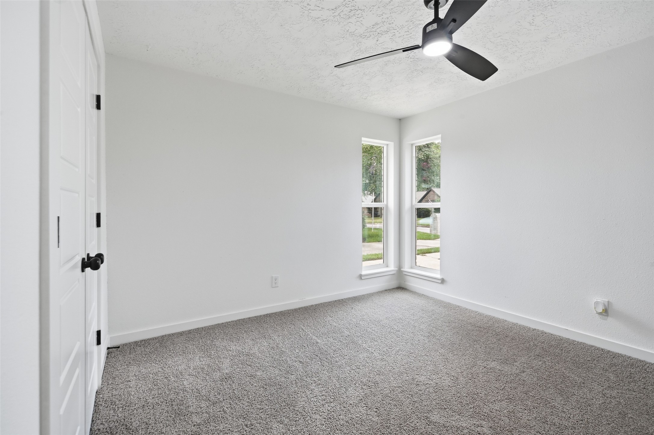 25402 Thistlewaite Lane Property Photo 24