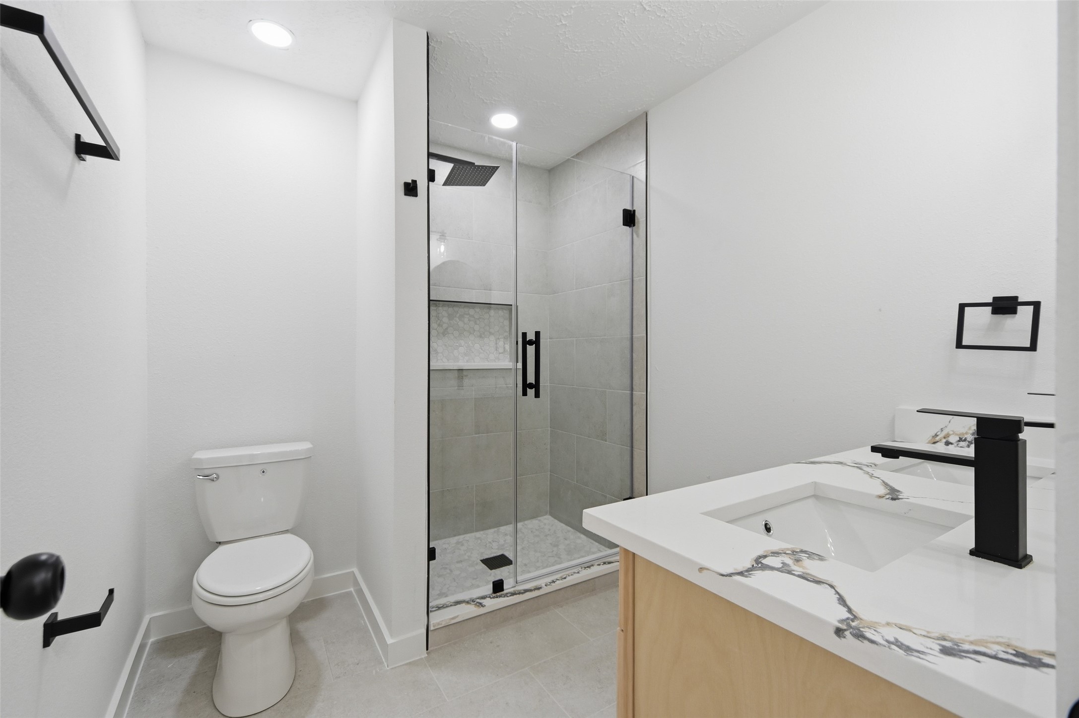 25402 Thistlewaite Lane Property Photo 28