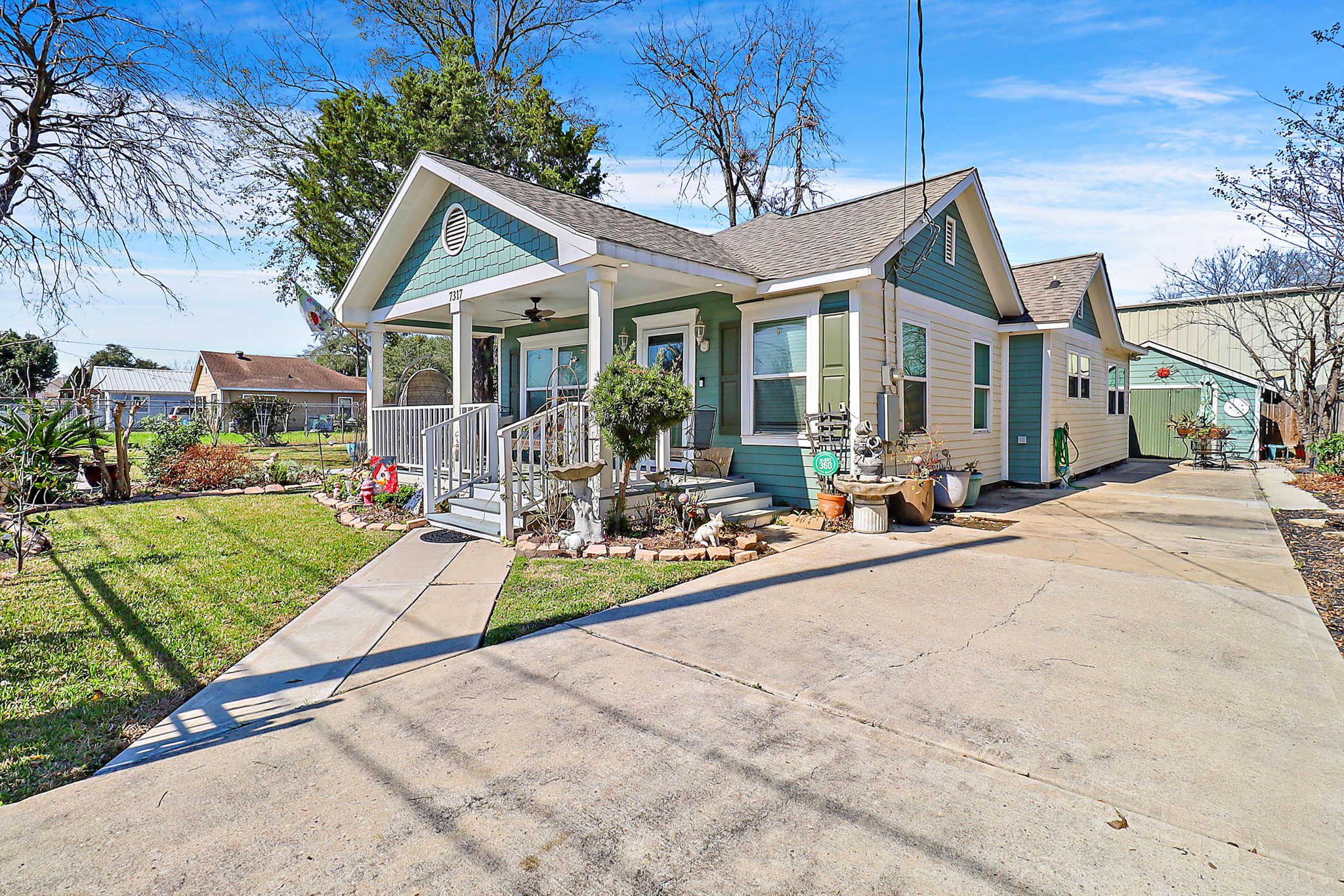 7317 Longview Street Property Photo 4