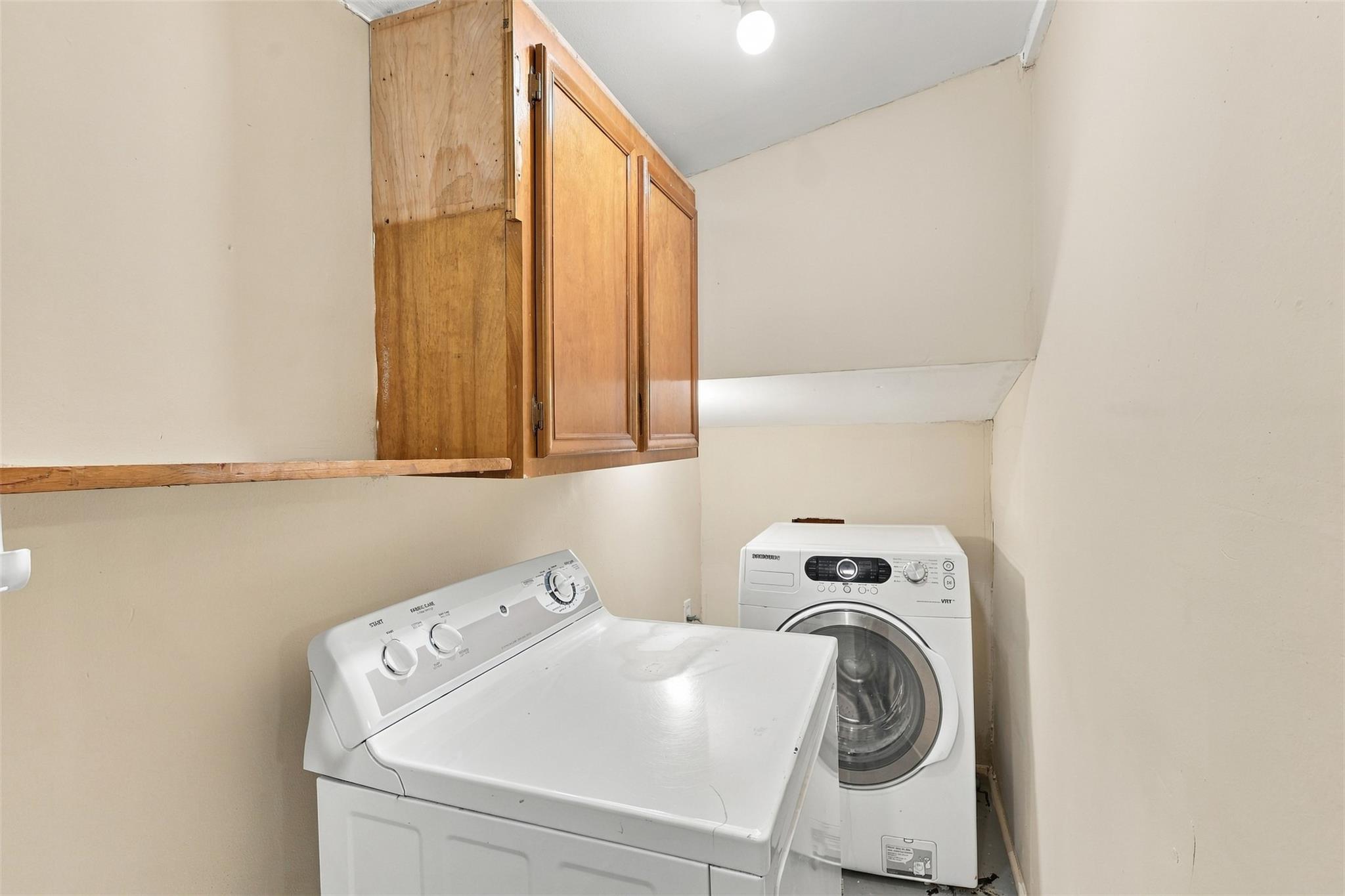 4505 Larch Lane C Property Photo 8