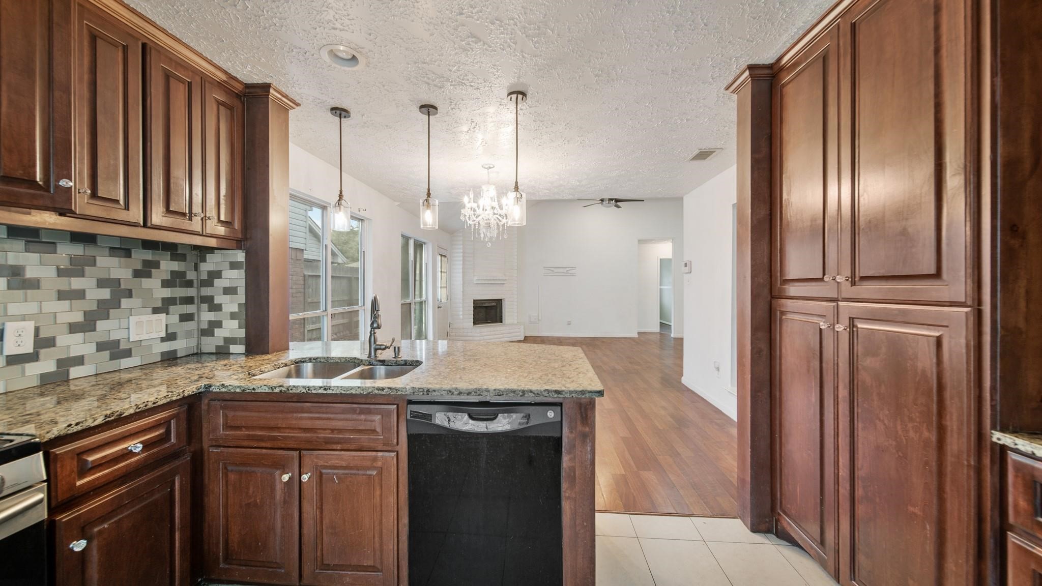 2012 Sandy Knoll Drive Property Photo 6