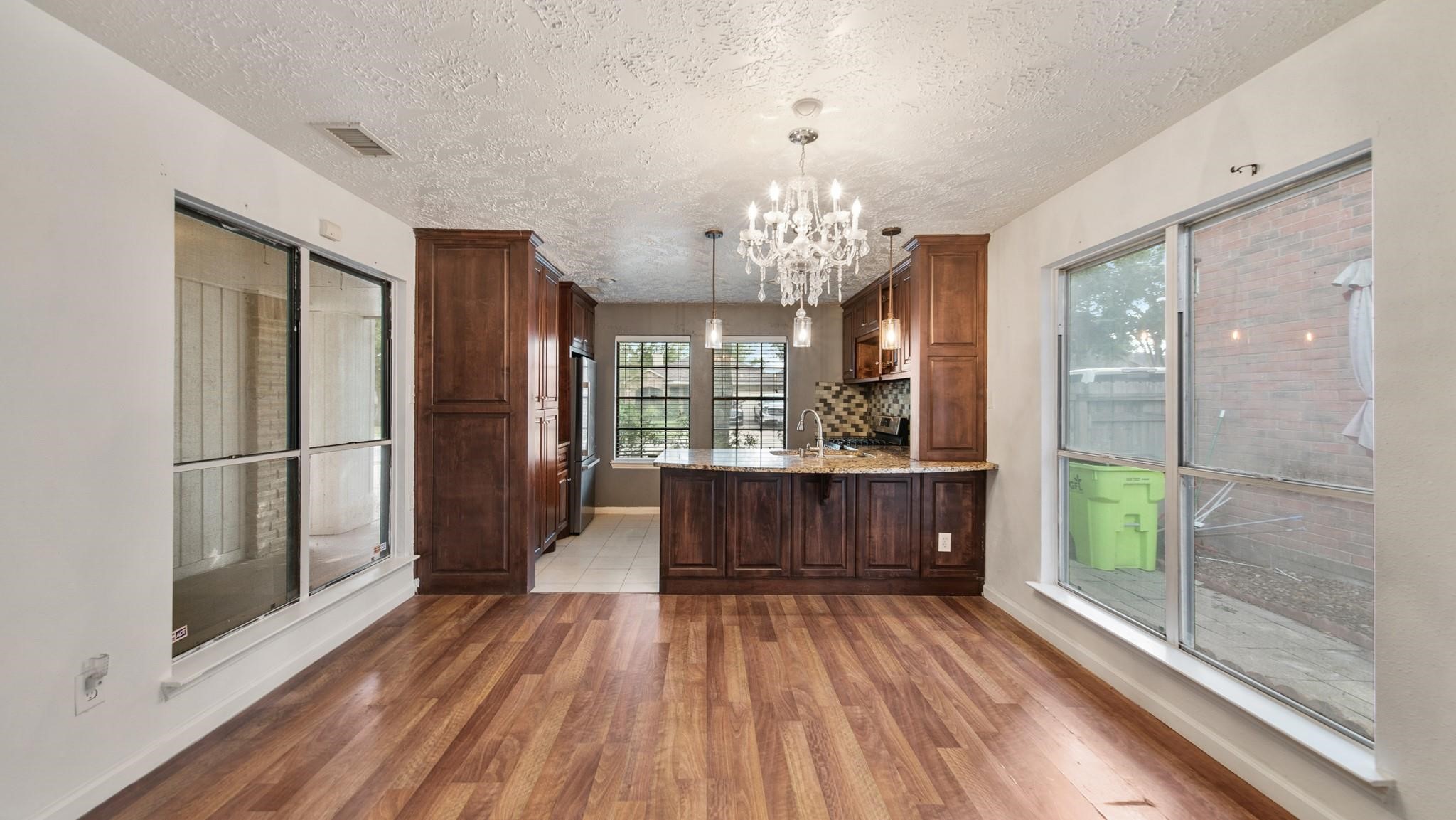 2012 Sandy Knoll Drive Property Photo 7