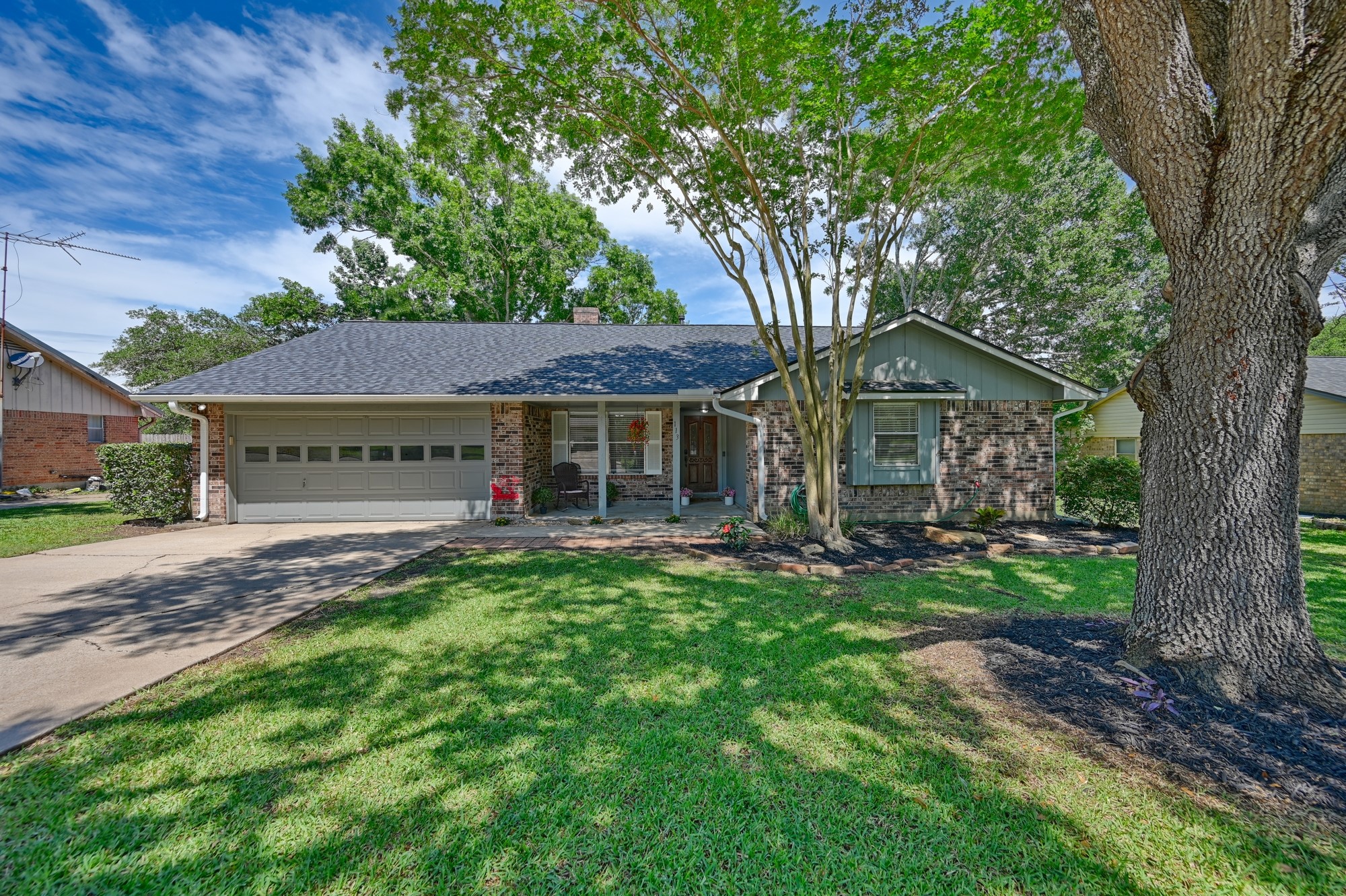 113 Machemehl Drive Property Photo 1