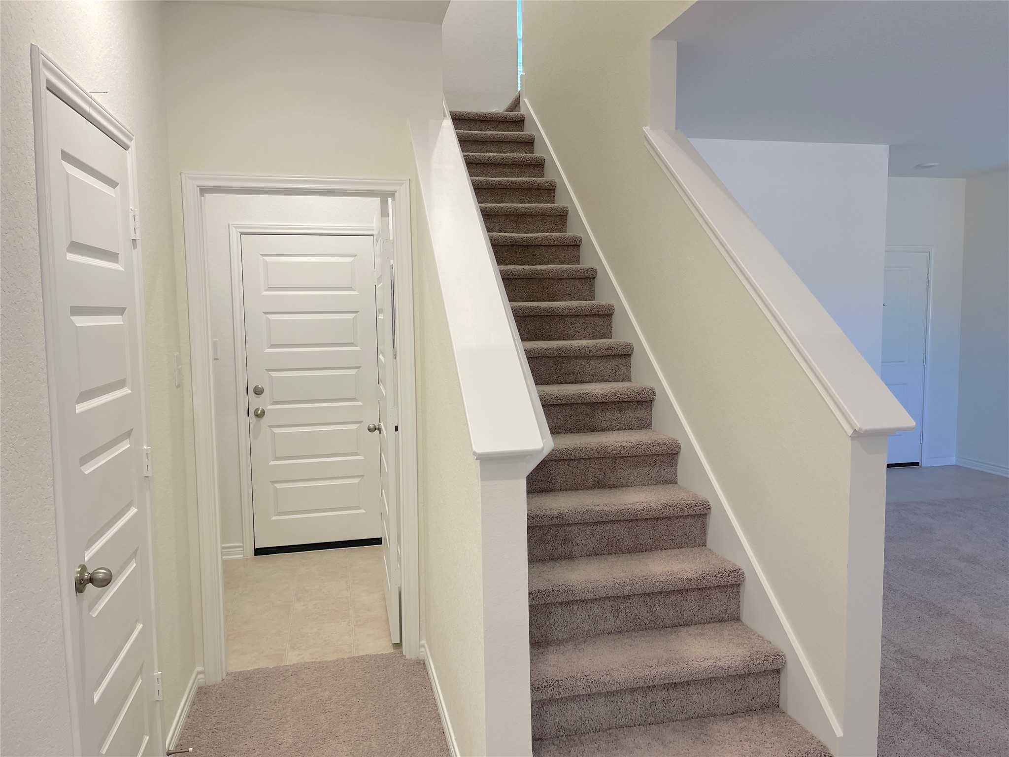 7543 Fishbowl Lane Property Photo 5