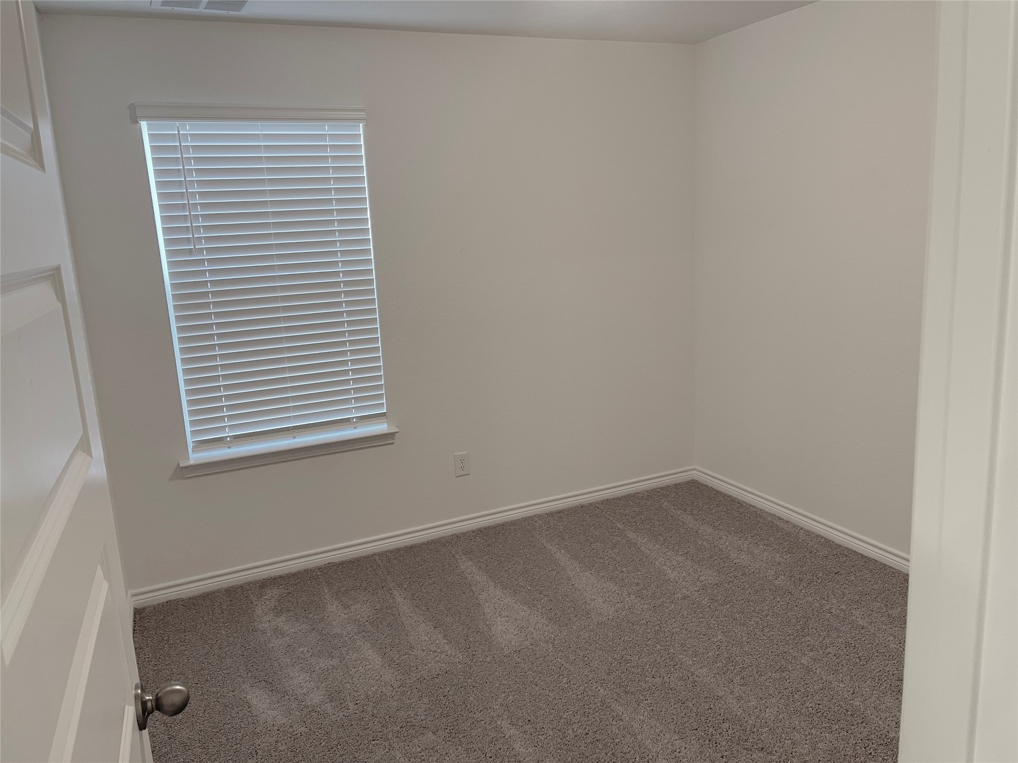 7543 Fishbowl Lane Property Photo 10