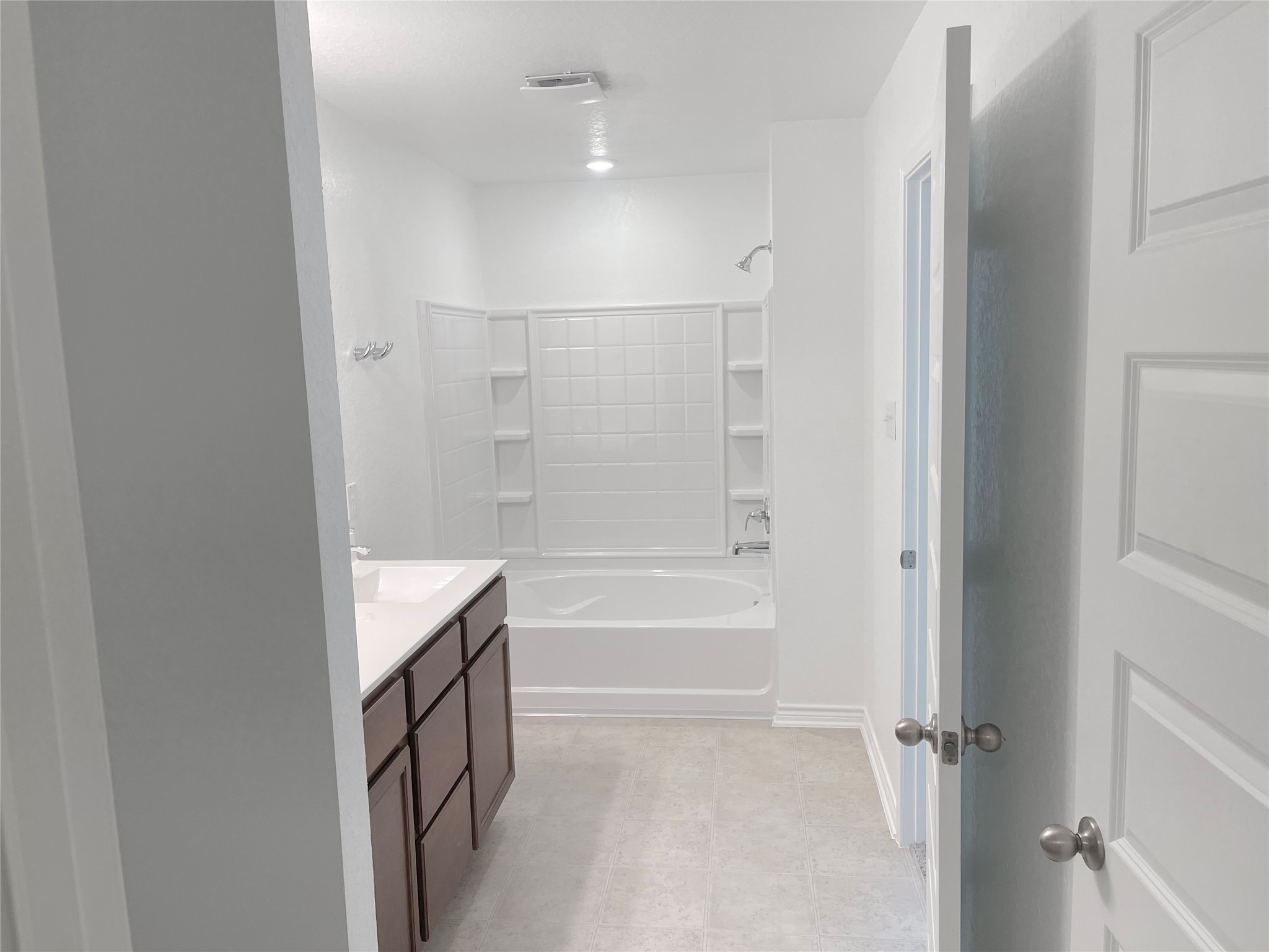 7543 Fishbowl Lane Property Photo 14