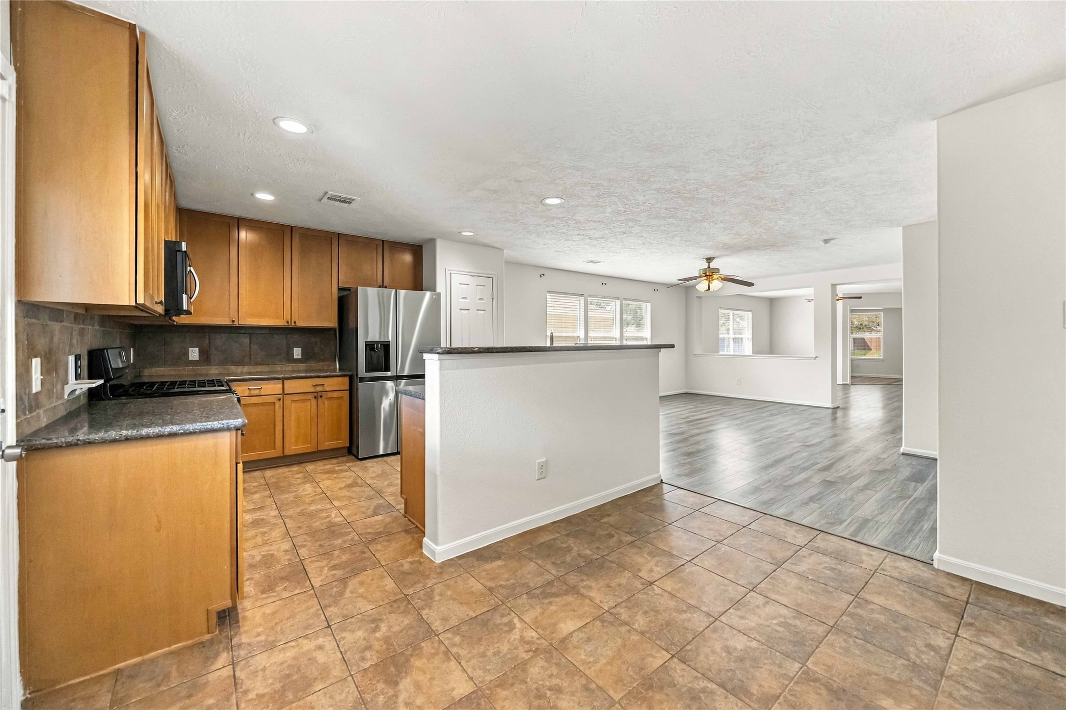 16011 Arapaho Bend Lane Property Photo 17