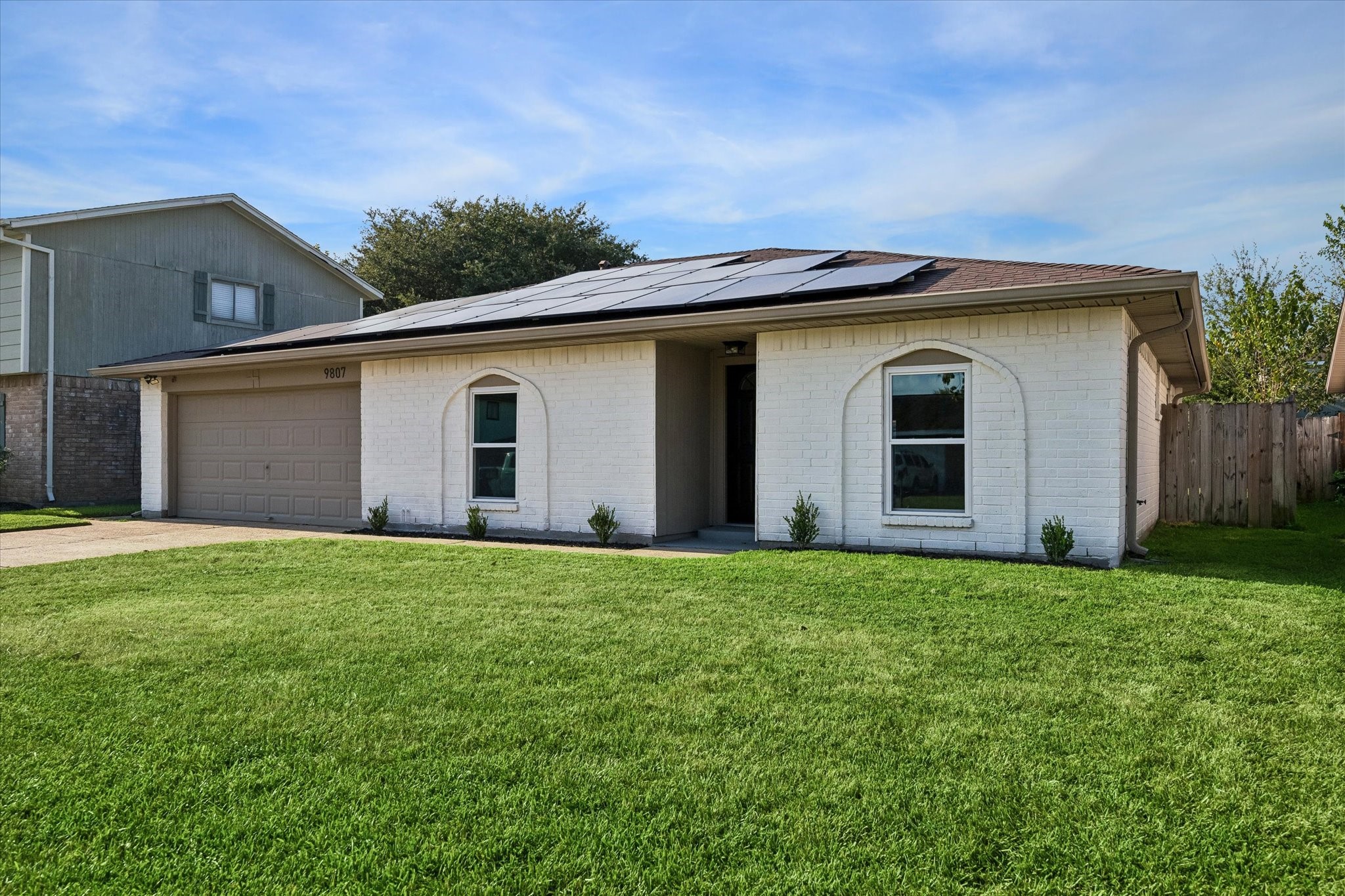 9807 Sparrow Street Property Photo 5