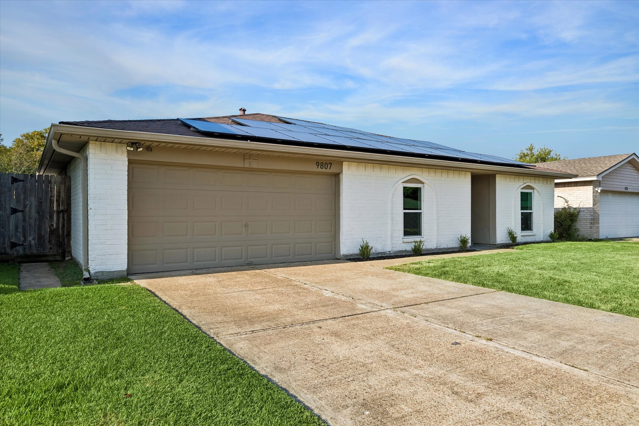 9807 Sparrow Street Property Photo 6