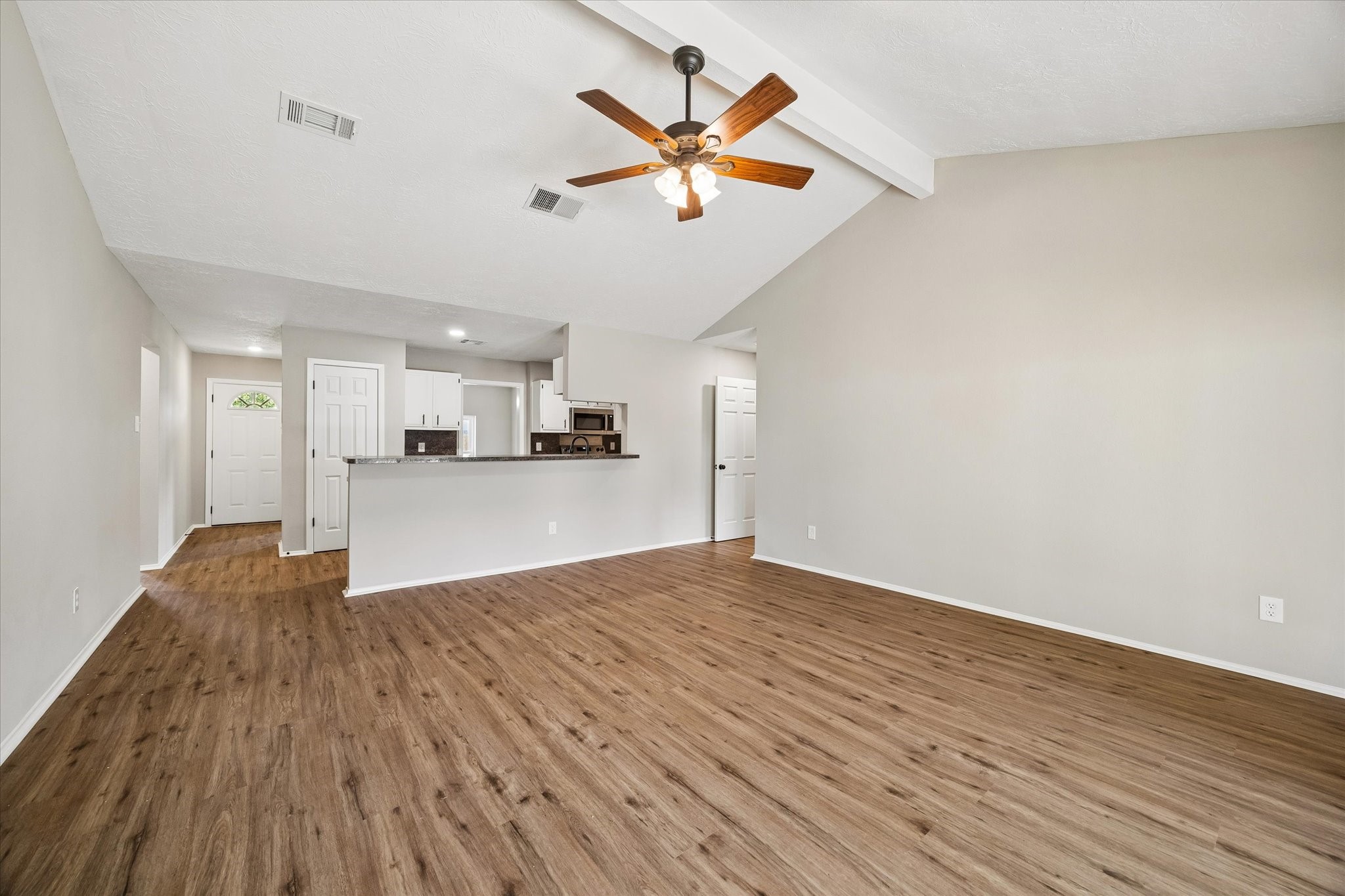 9807 Sparrow Street Property Photo 16
