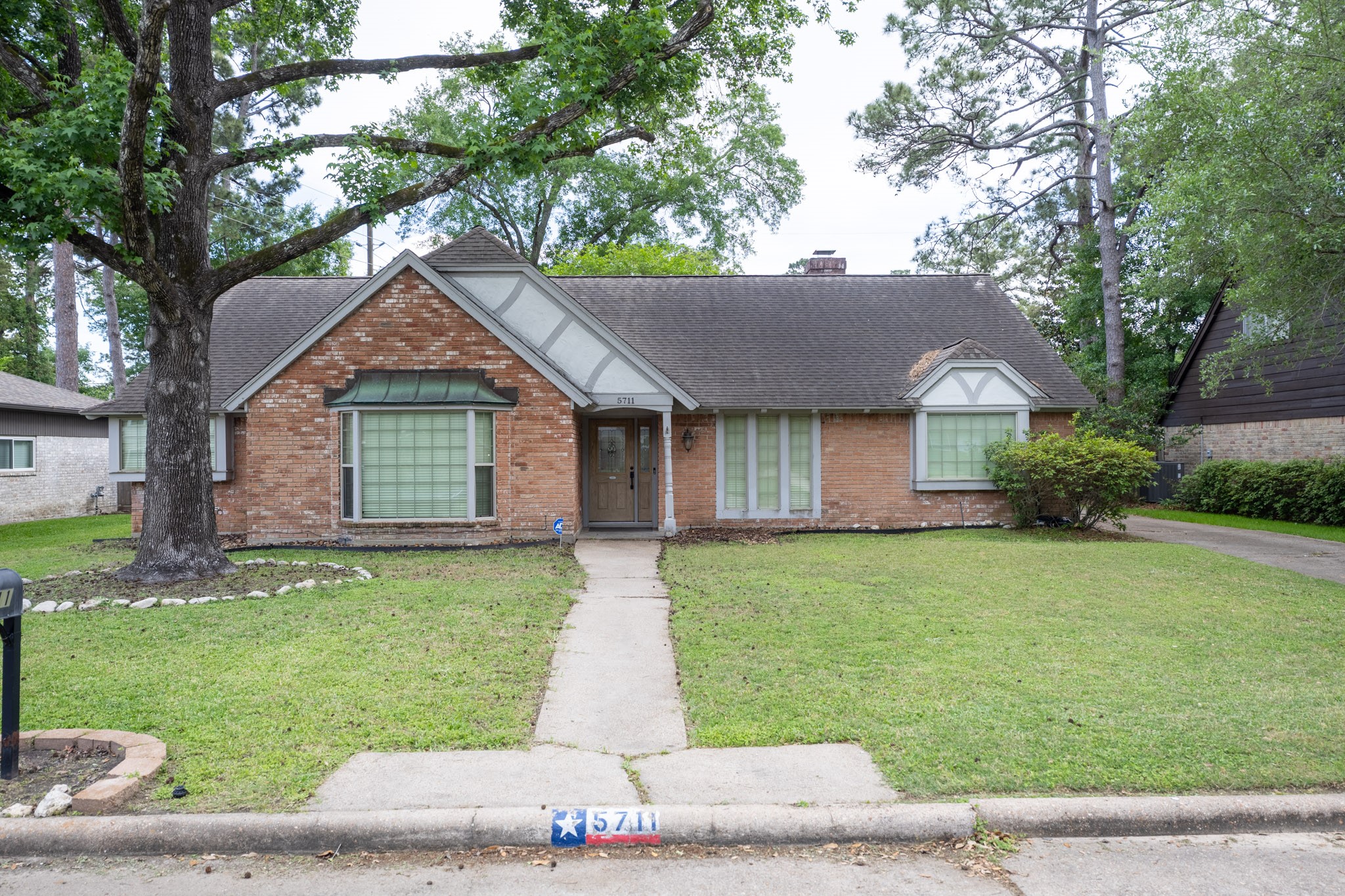 5711 Olympia Fields Lane Property Photo 1