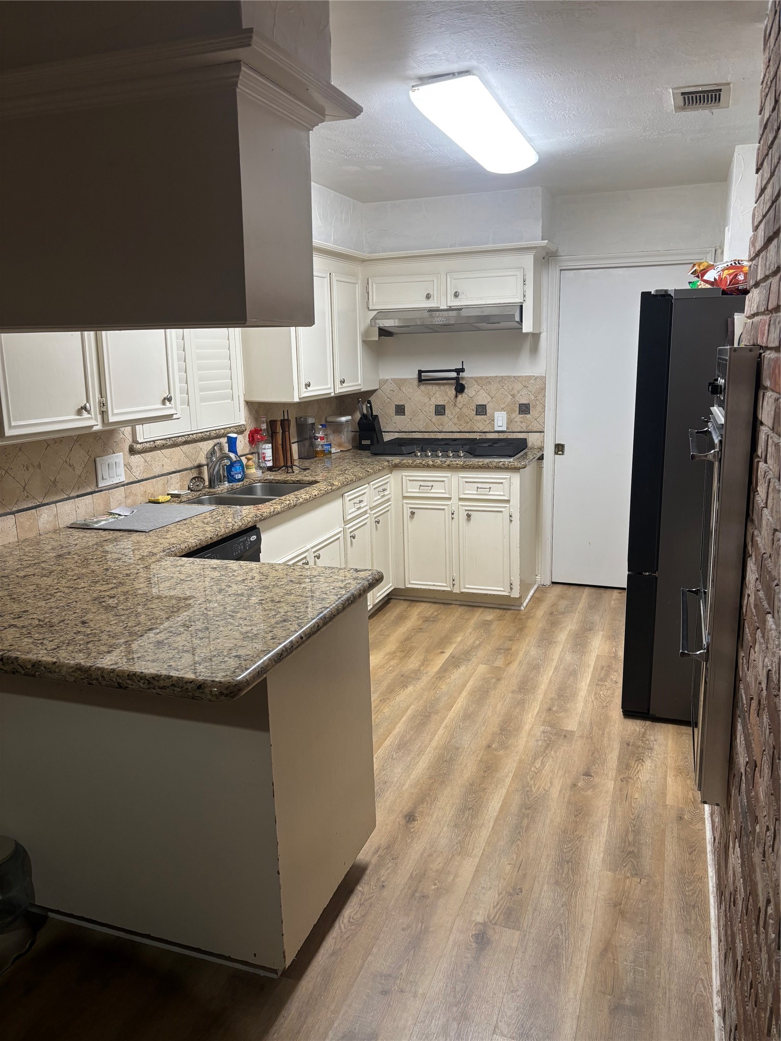 5711 Olympia Fields Lane Property Photo 9