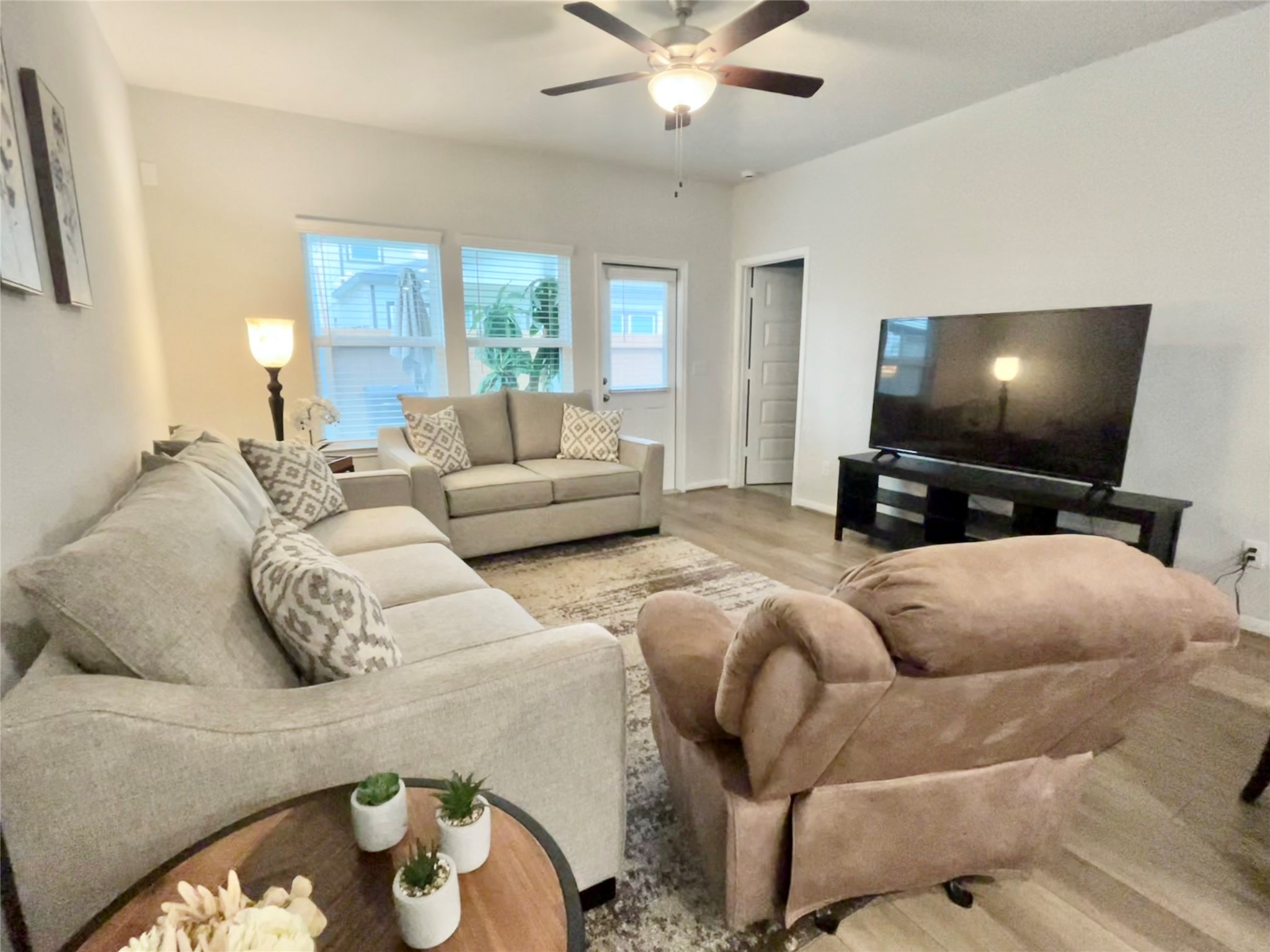 8320 Bristlecone Pine Way Property Photo 7