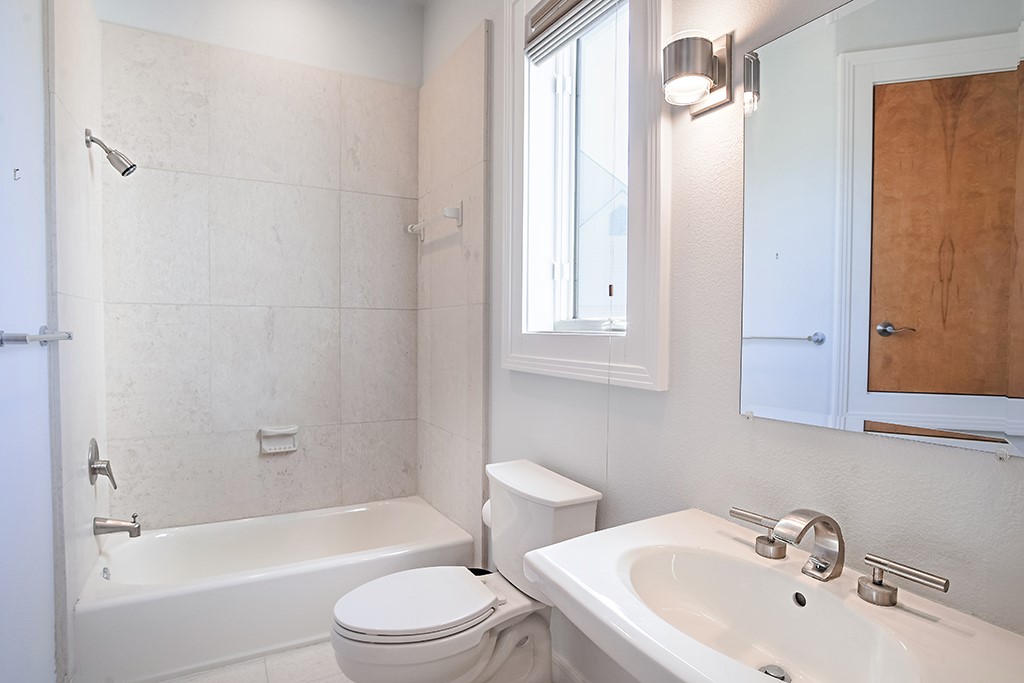 4214 Turks Point Property Photo 23