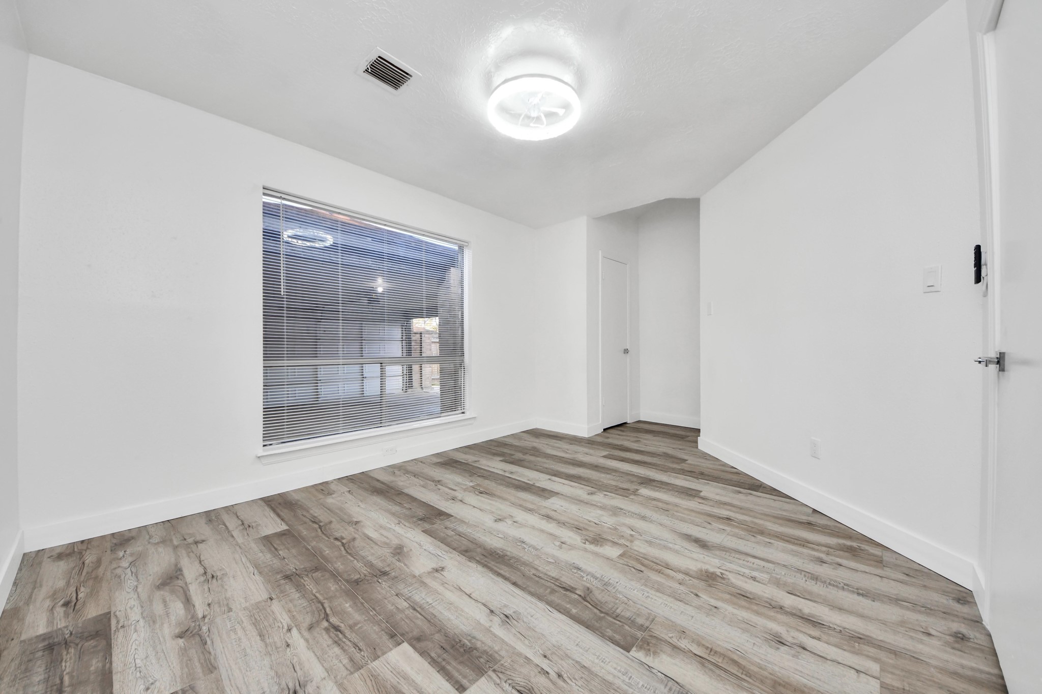 11627 Bowlan Lane Property Photo 8