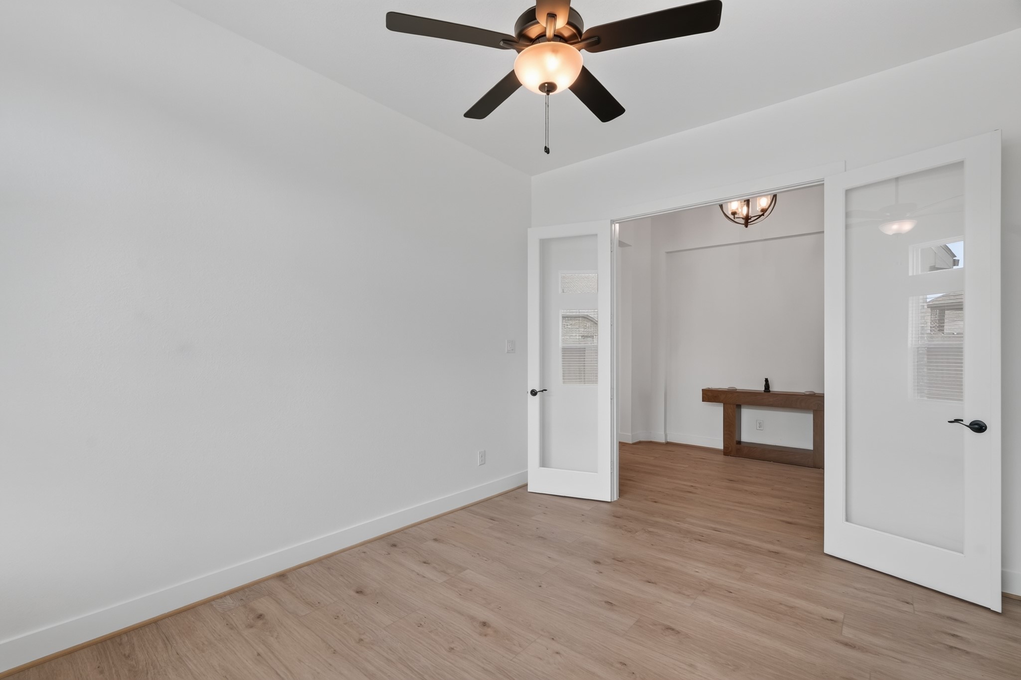 9745 Roaring River Falls Property Photo 8