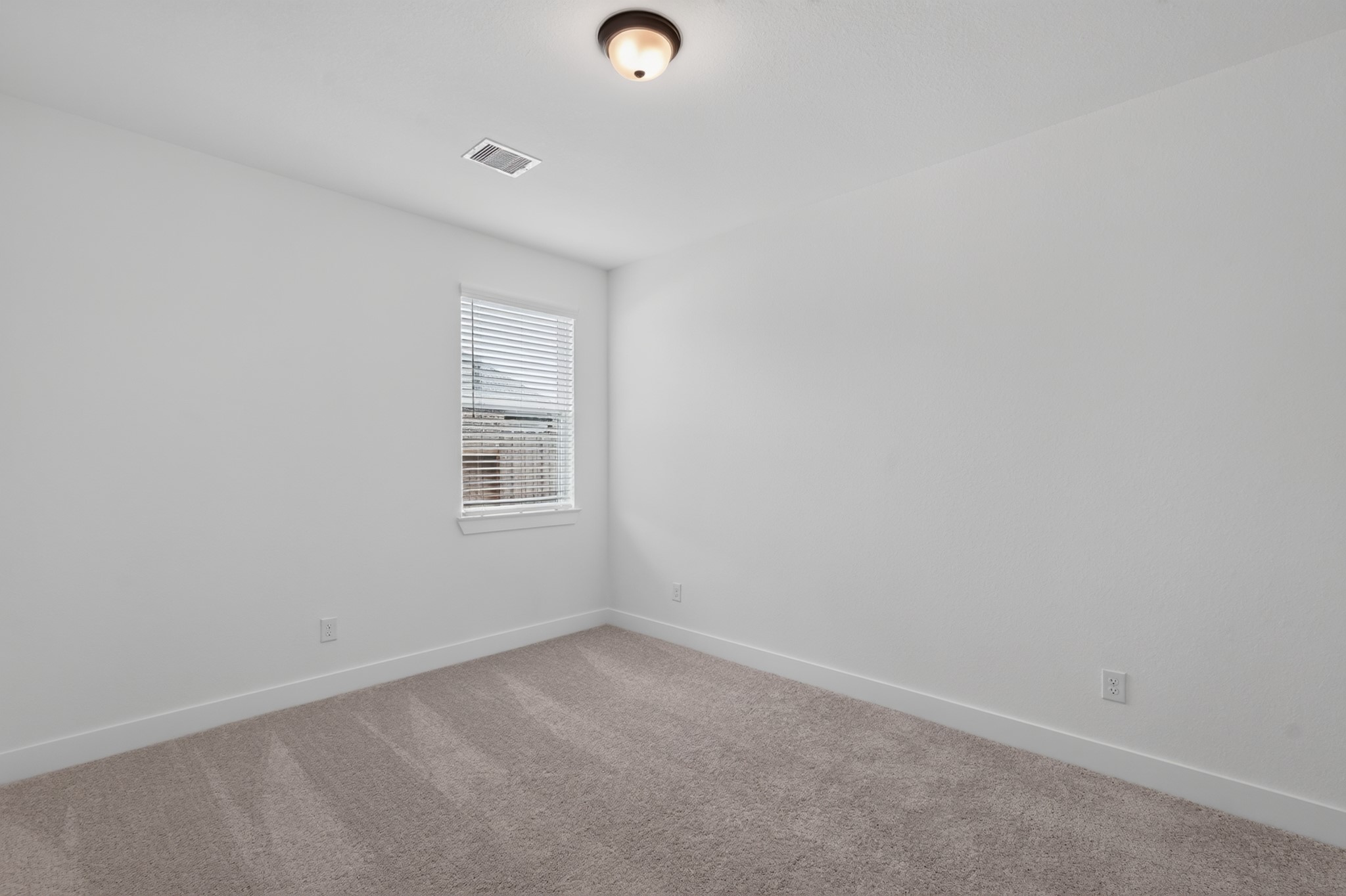 9745 Roaring River Falls Property Photo 32