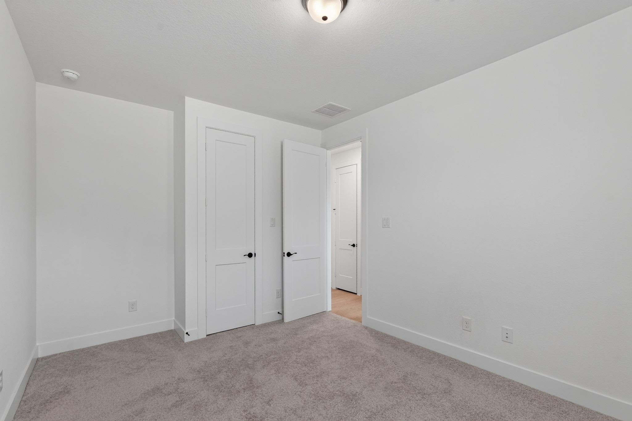 9745 Roaring River Falls Property Photo 33