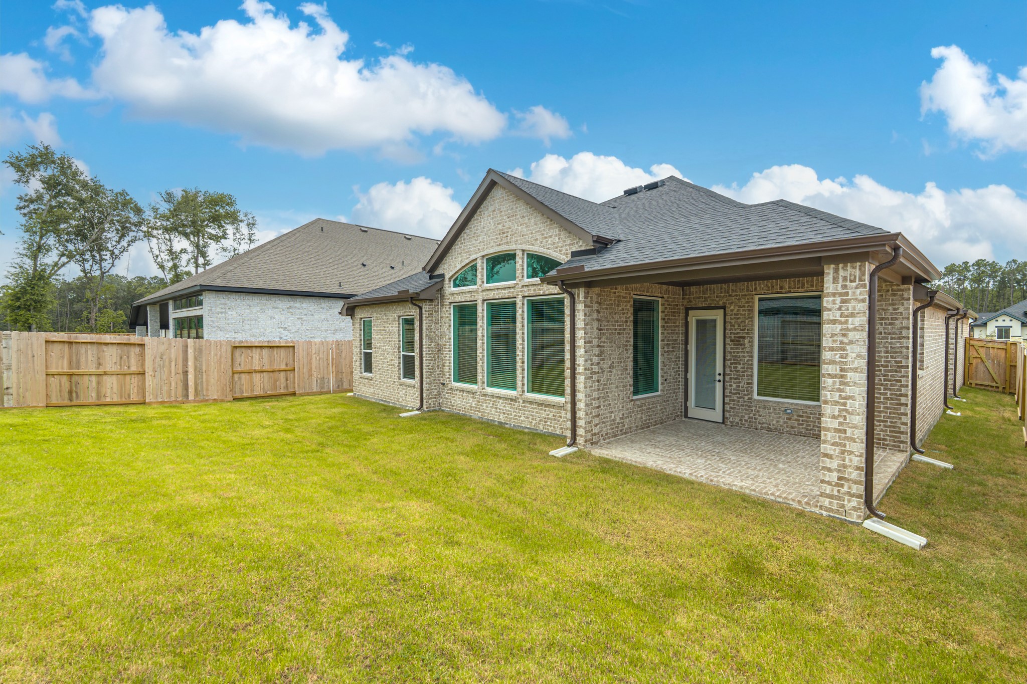9745 Roaring River Falls Property Photo 36
