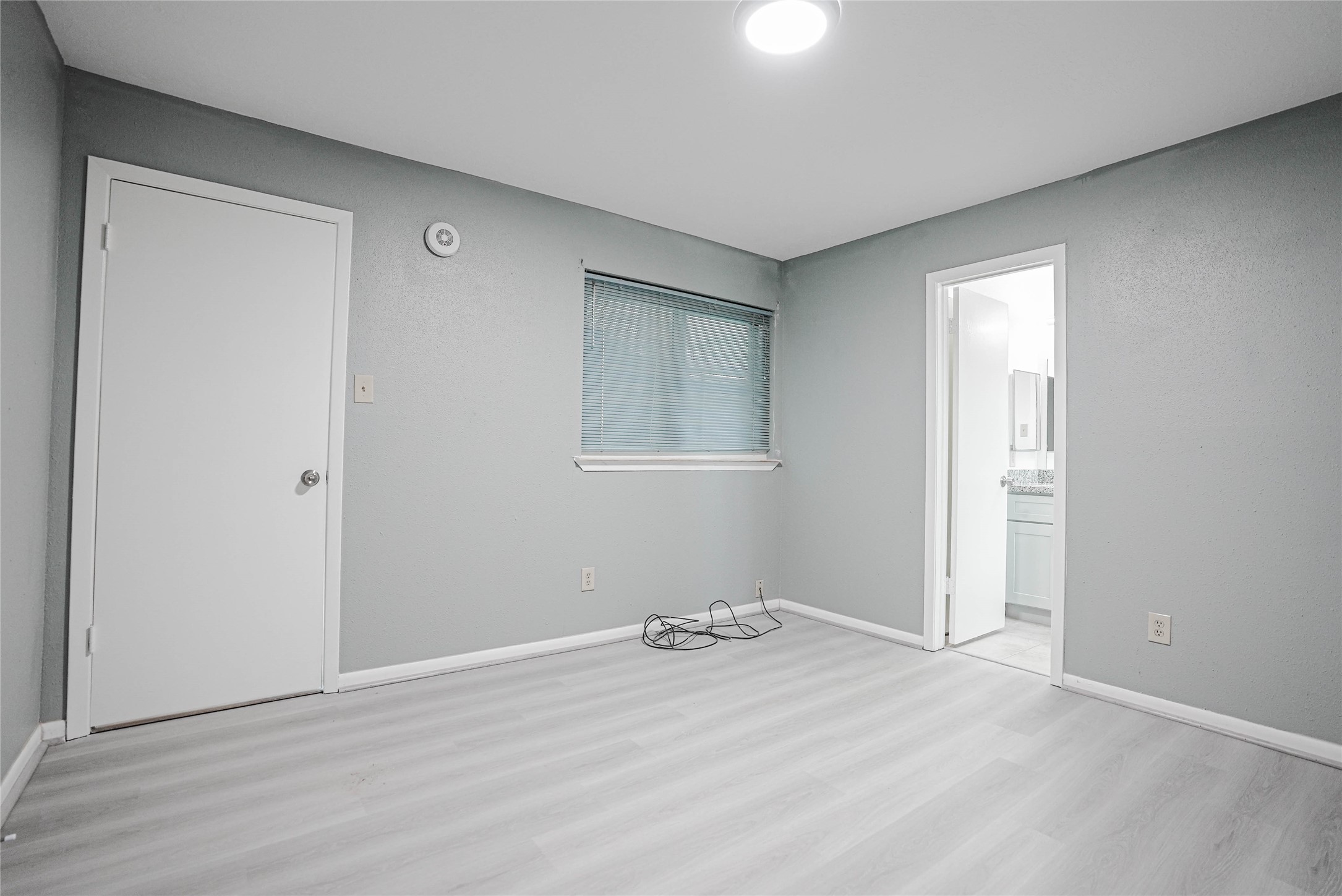 1103 W Brompton Drive Property Photo 19