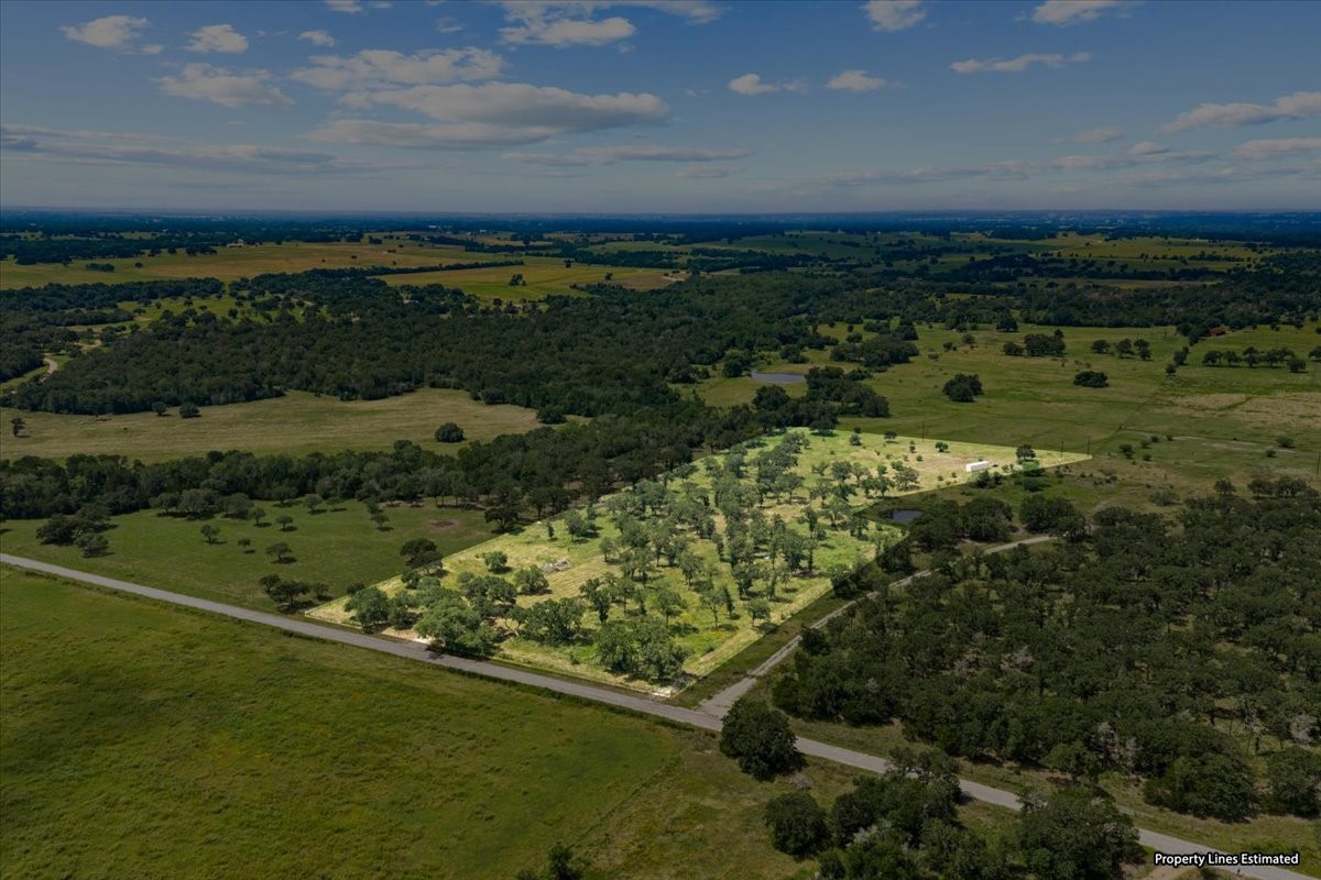 6900 Waldeck Cemetery Road Property Photo 3