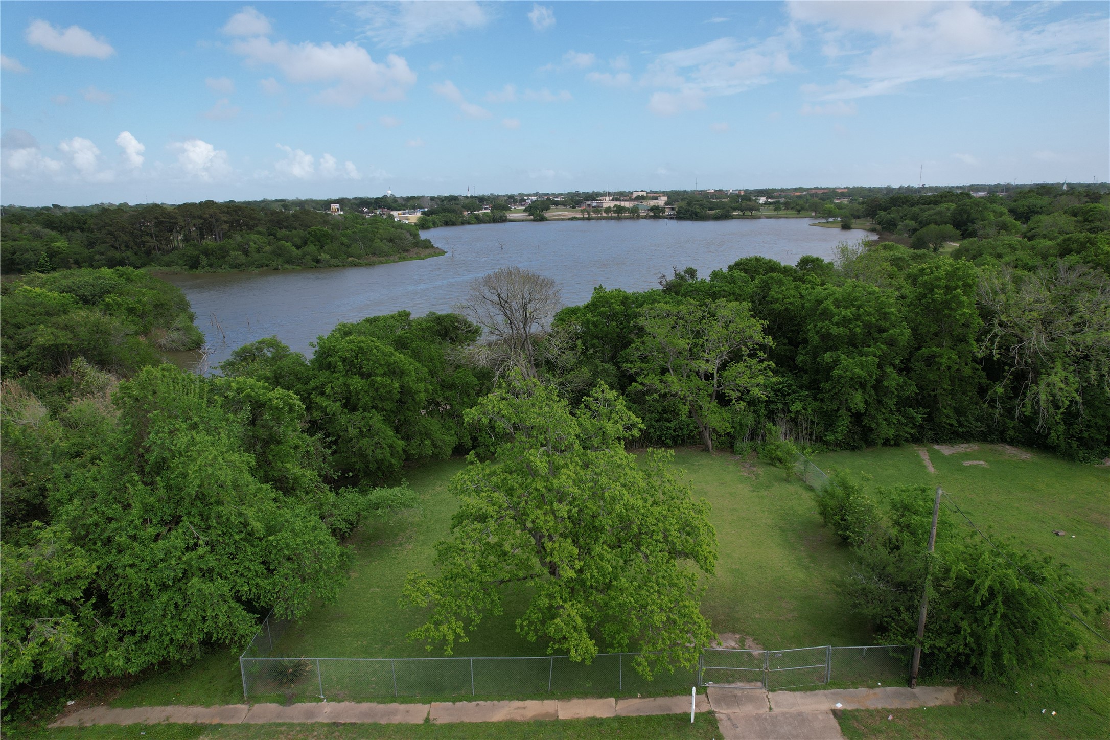 206 Avenue L Property Photo 1