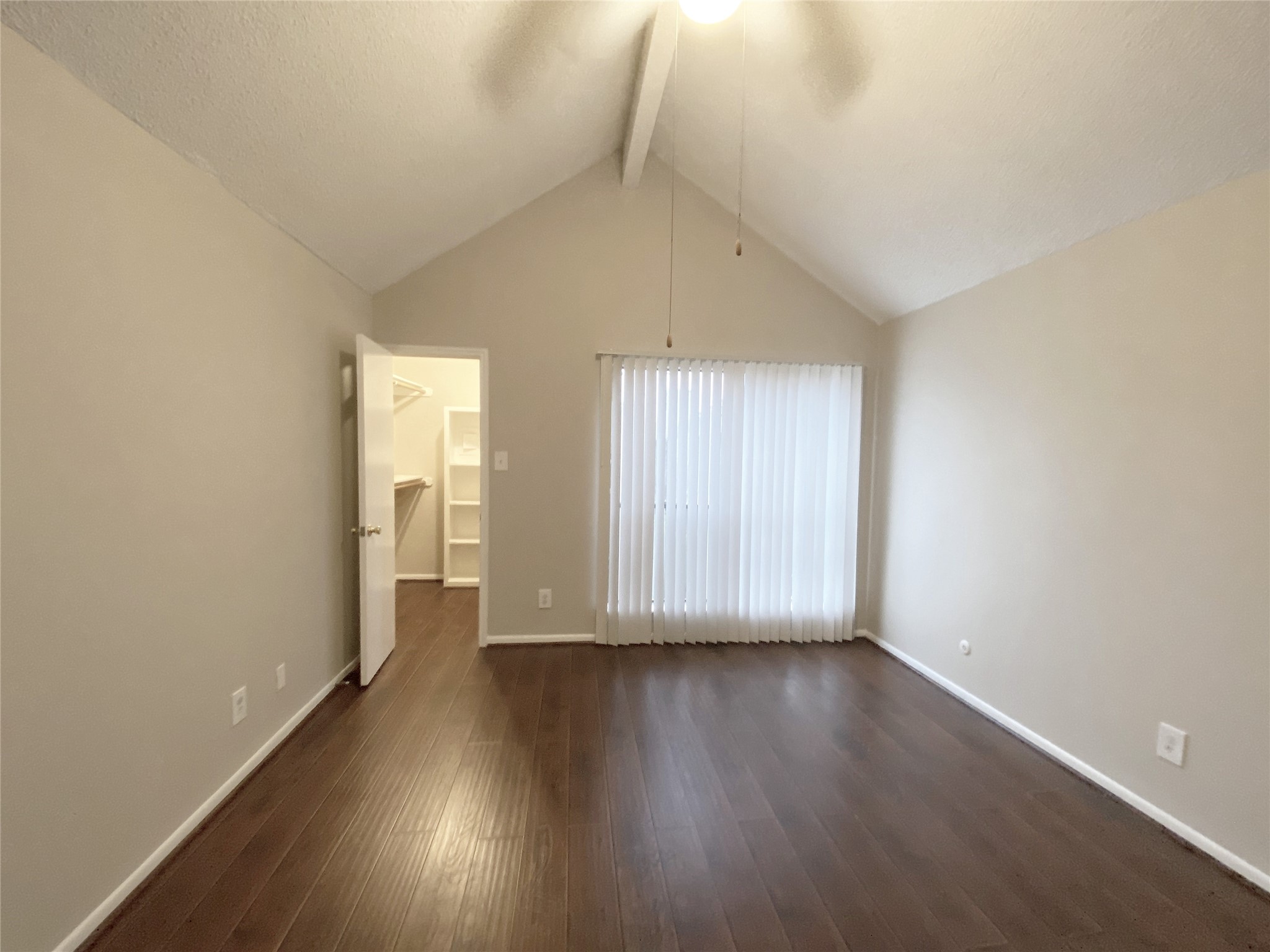 8499 Sands Point Drive Property Photo 16