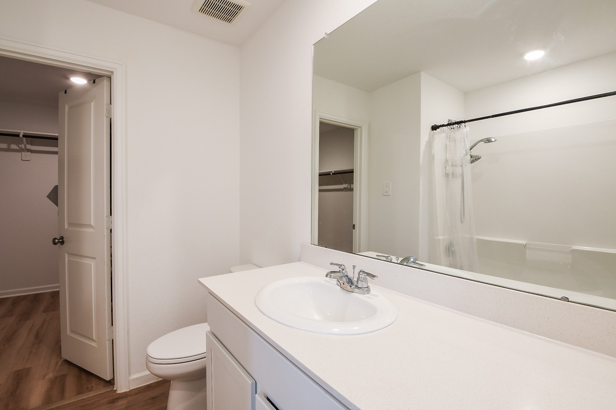 2728 Cadiz Bay Drive Property Photo 20