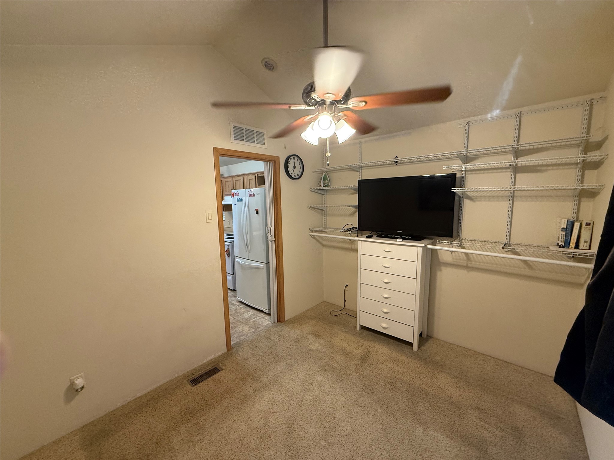 415 12th Property Photo 12