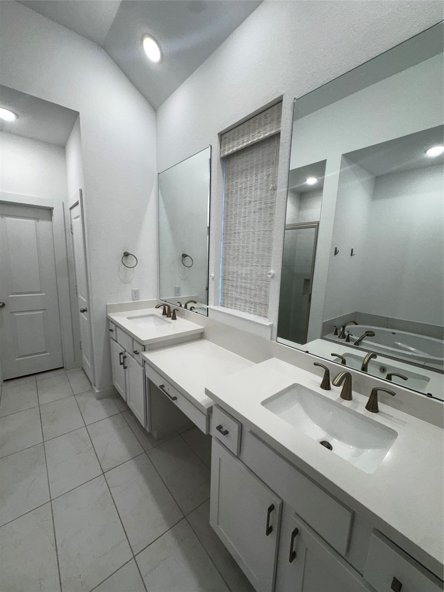 12131 Woodnote Lane Property Photo 14