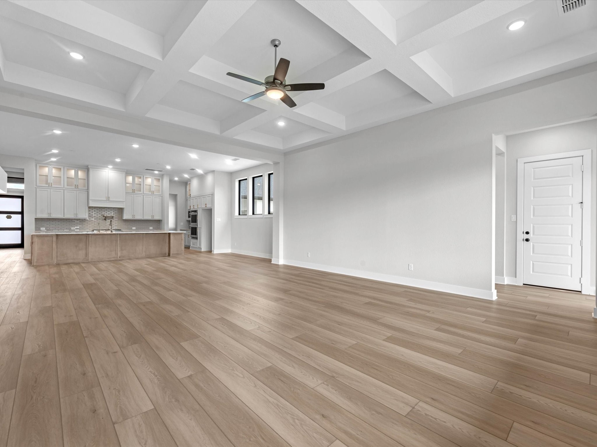 18 Woodland Creek Court Property Photo 11