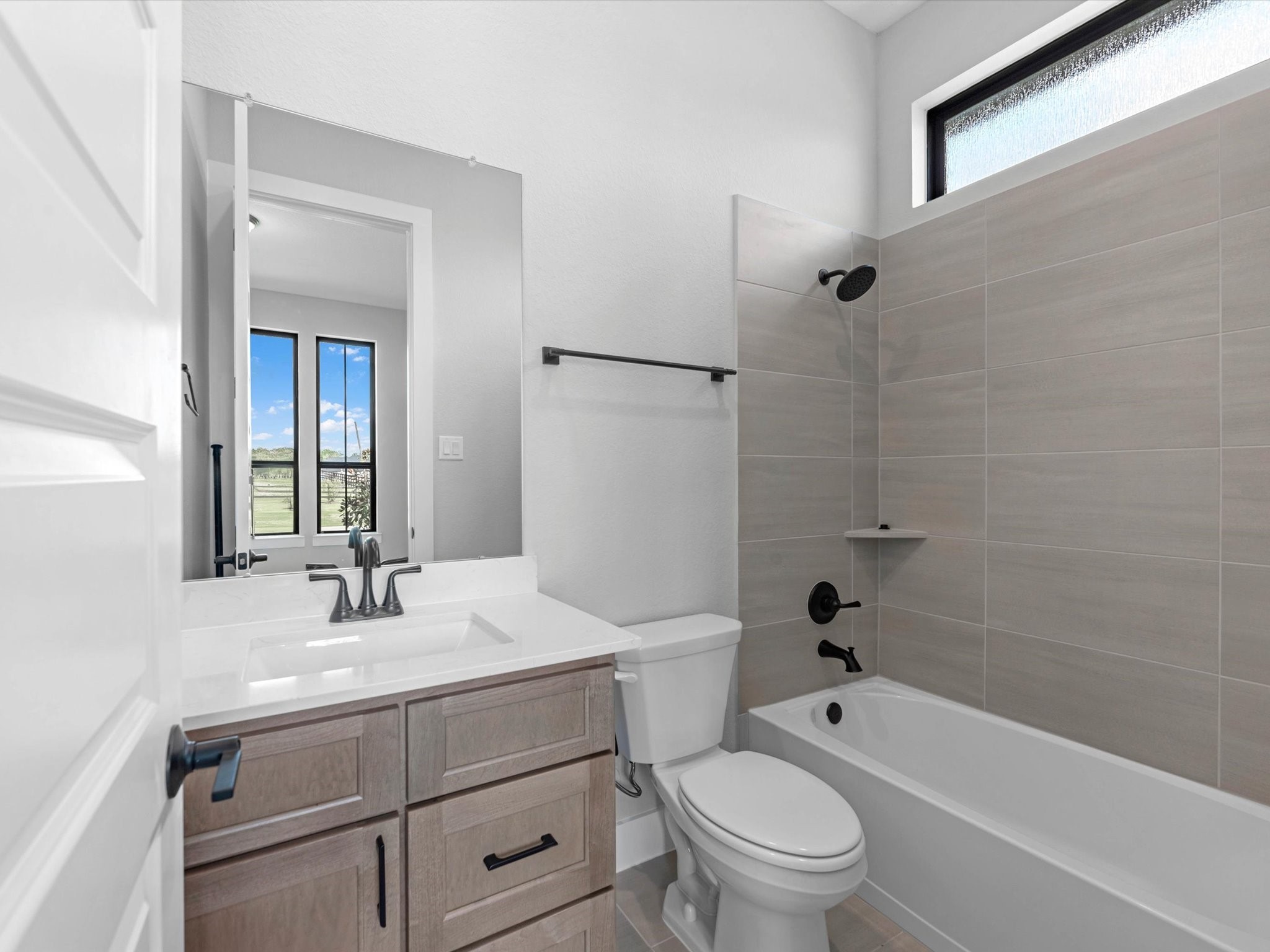 18 Woodland Creek Court Property Photo 22