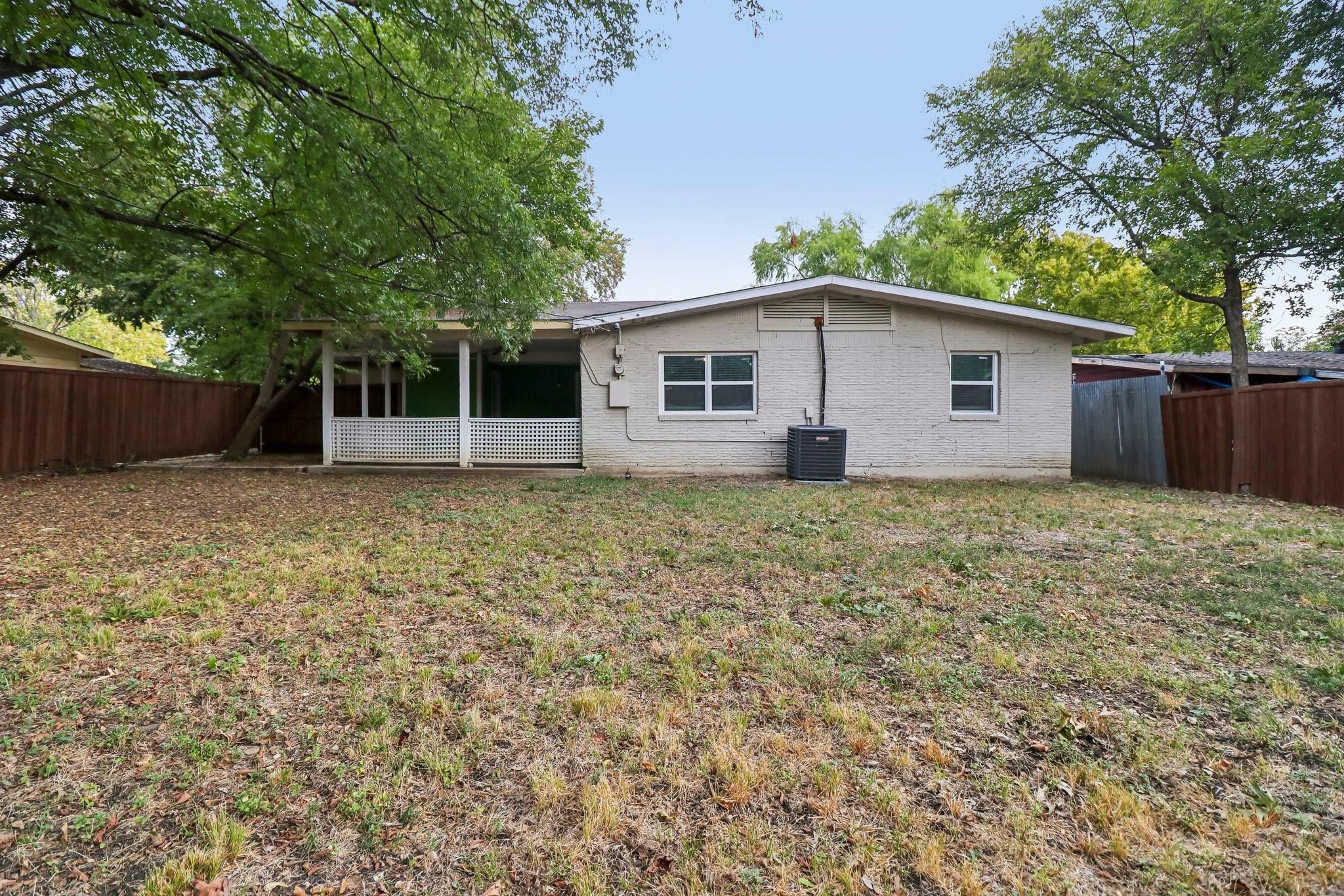 2108 Skylark Drive Property Photo 5