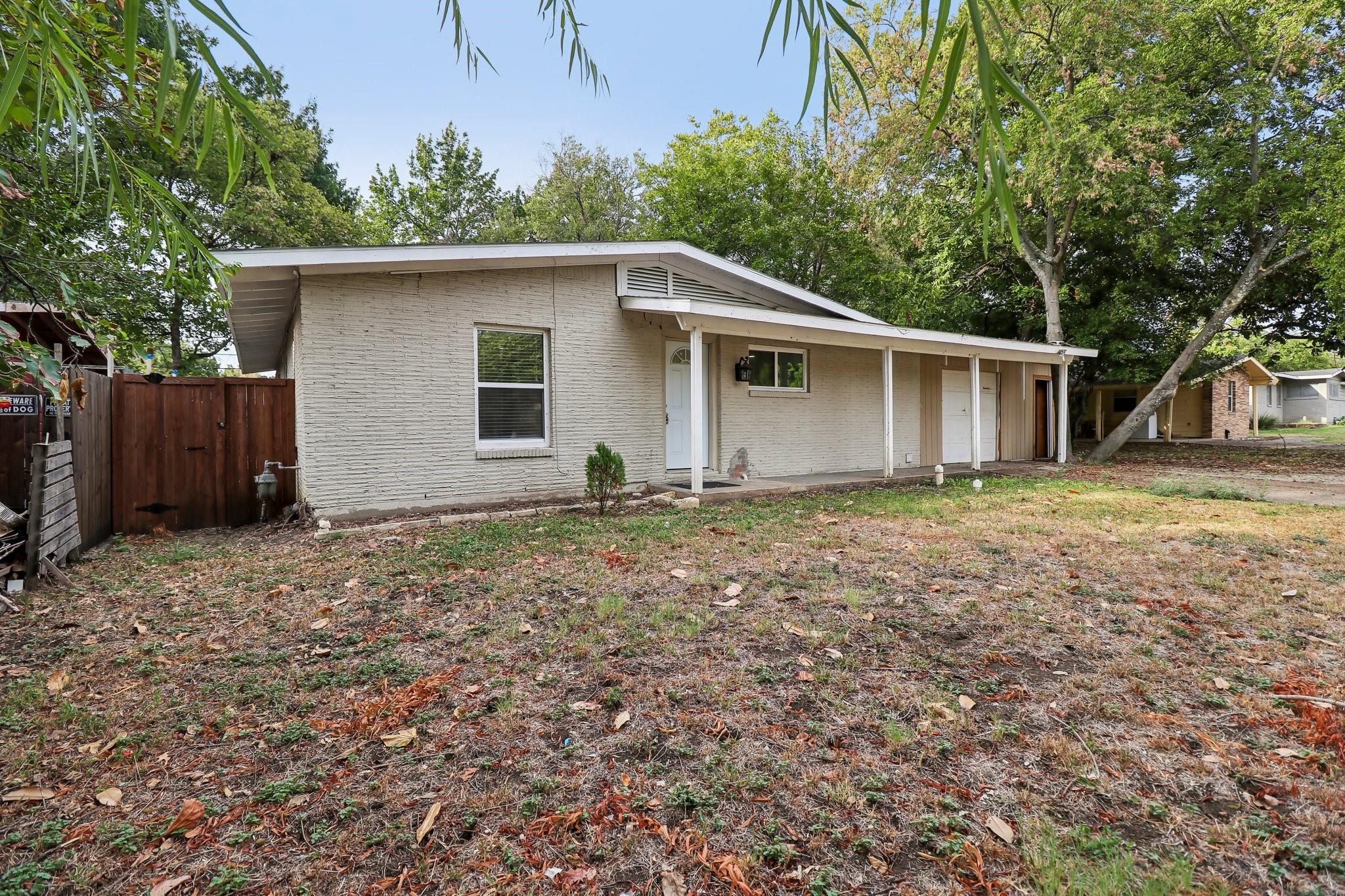2108 Skylark Drive Property Photo 6