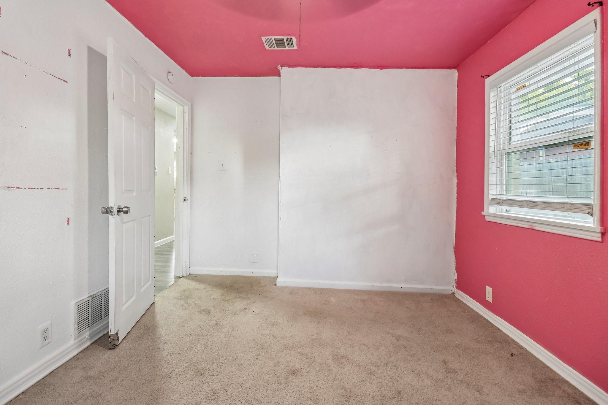 2108 Skylark Drive Property Photo 32