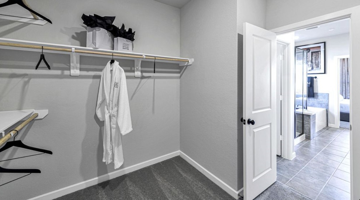 7235 Happiness Pass Property Photo 24