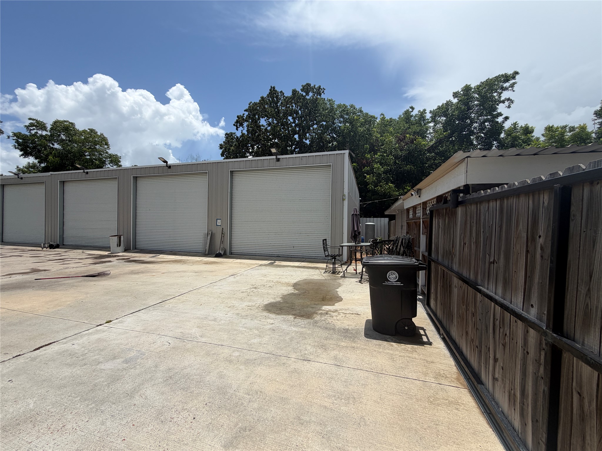 9727 Radio Street Property Photo 14