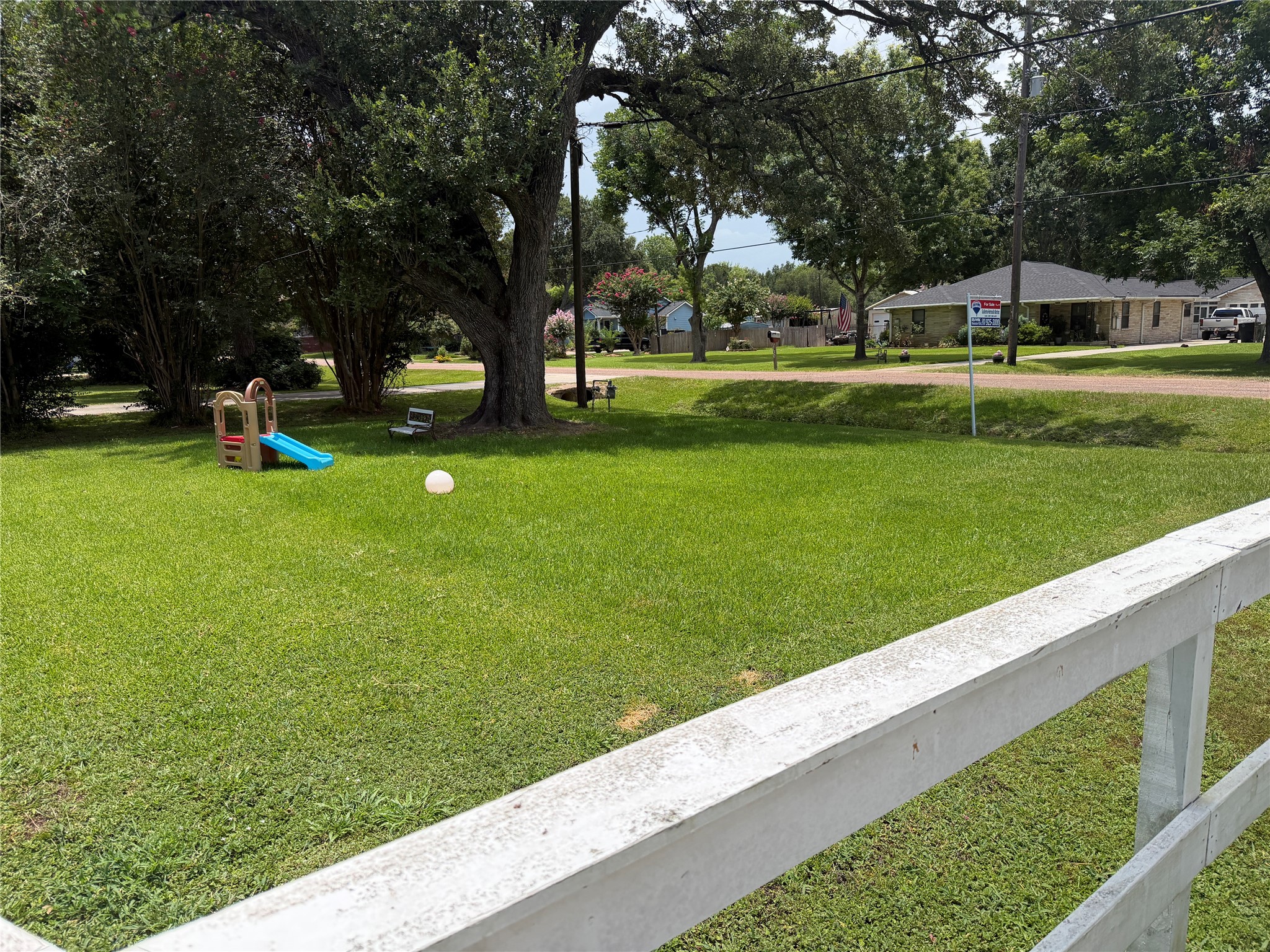 9727 Radio Street Property Photo 33