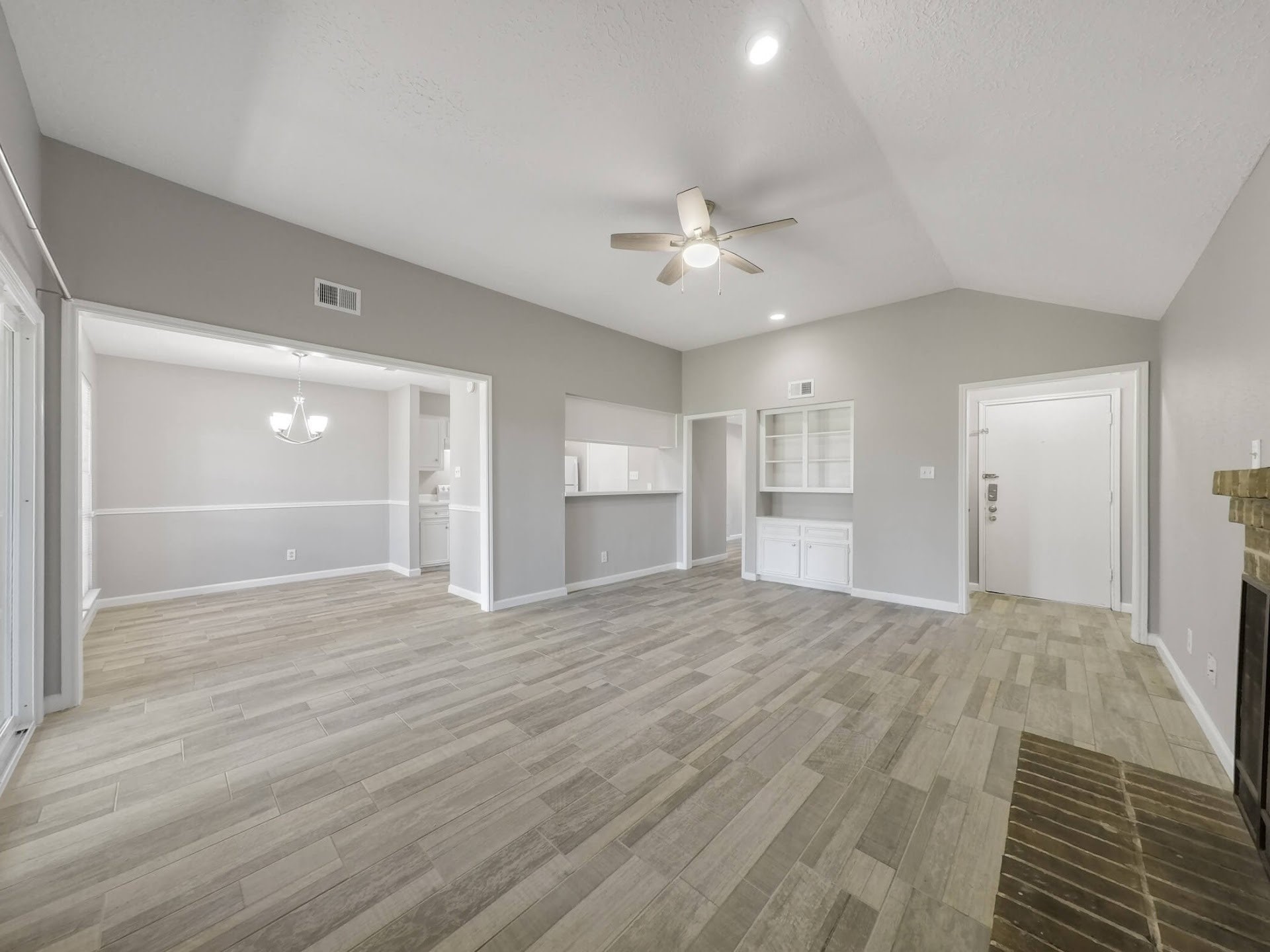 13607 Ravensway Drive A Property Photo 4