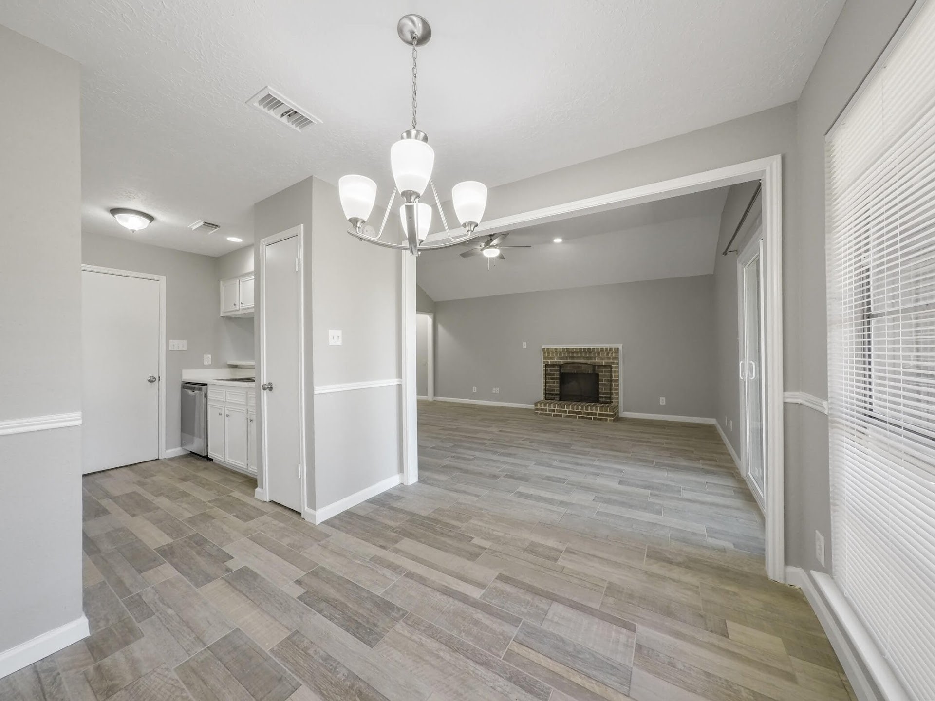 13607 Ravensway Drive A Property Photo 5