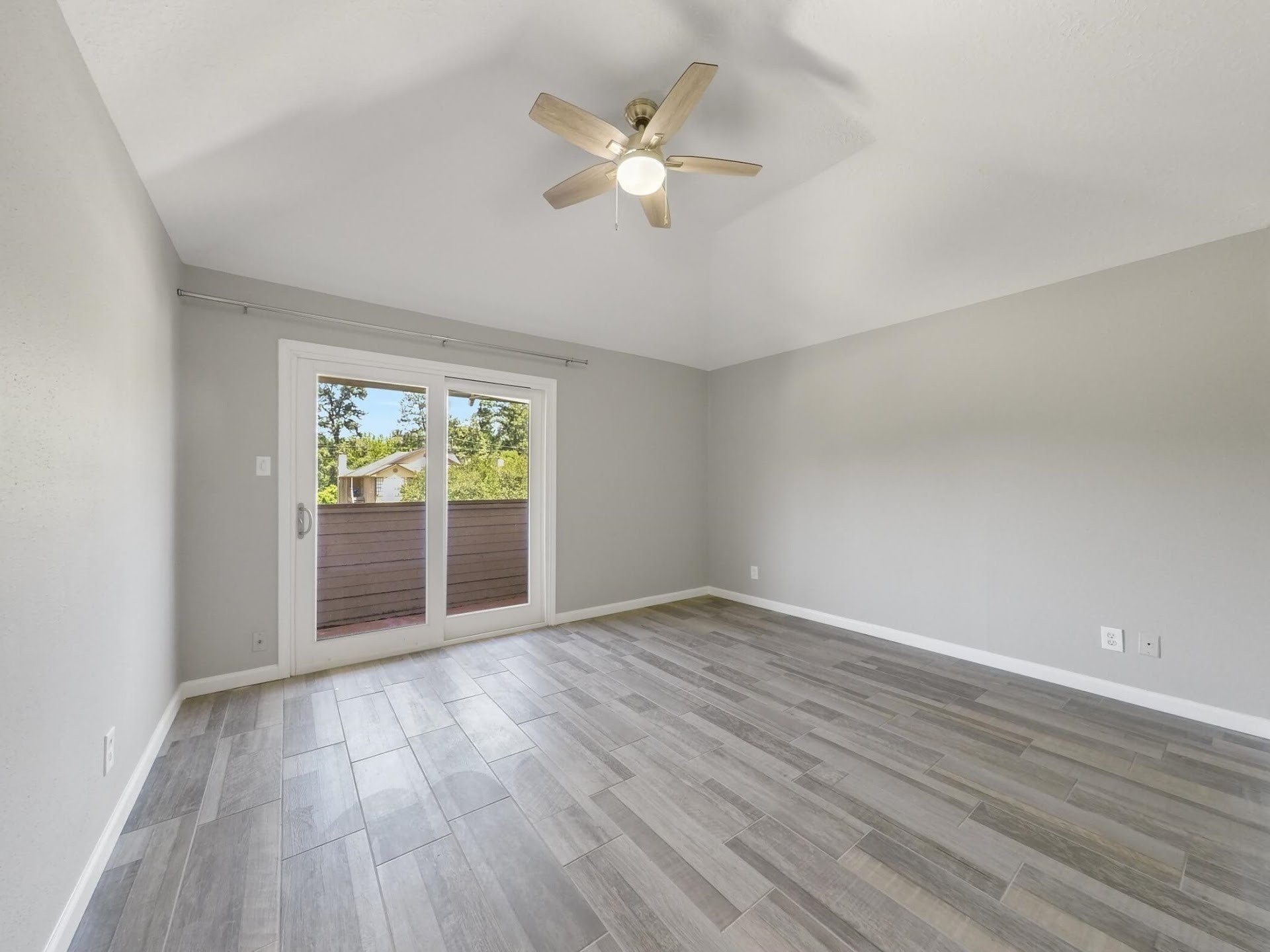 13607 Ravensway Drive A Property Photo 16
